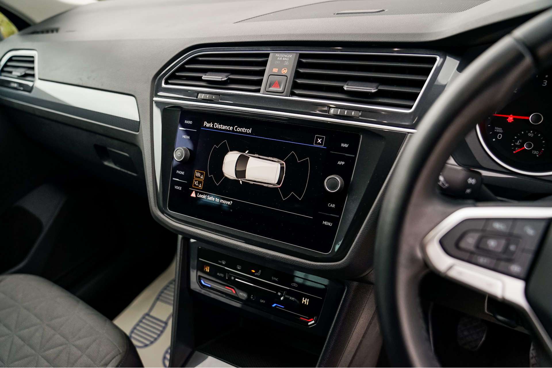 VOLKSWAGEN TIGUAN 2.0 Tiguan Life TDI 5dr For Sale