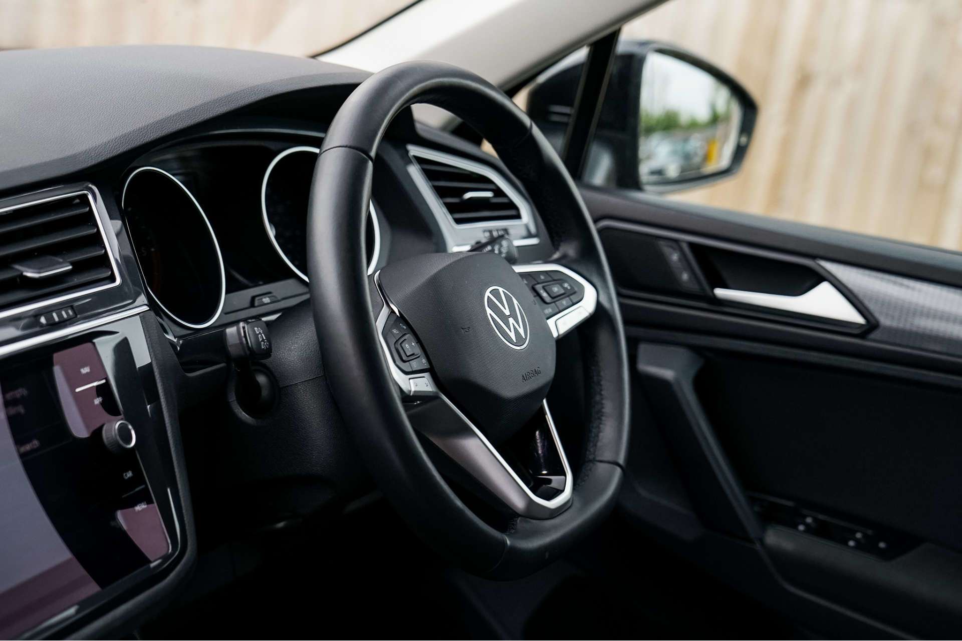 VOLKSWAGEN TIGUAN 2.0 Tiguan Life TDI 5dr For Sale