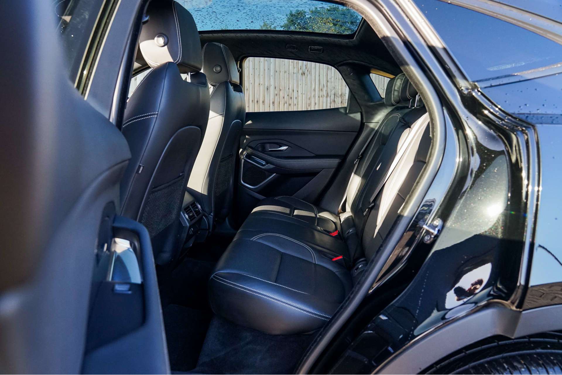 JAGUAR E-PACE 2.0 E-Pace R-Dynamic HSE D AWD Auto 4WD 5dr For Sale