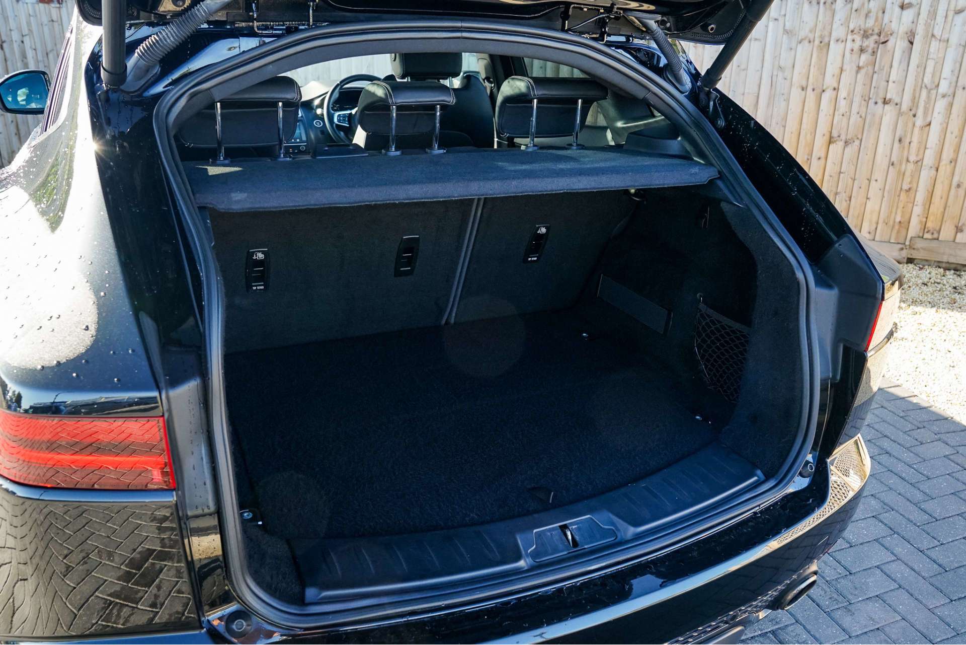 JAGUAR E-PACE 2.0 E-Pace R-Dynamic HSE D AWD Auto 4WD 5dr For Sale