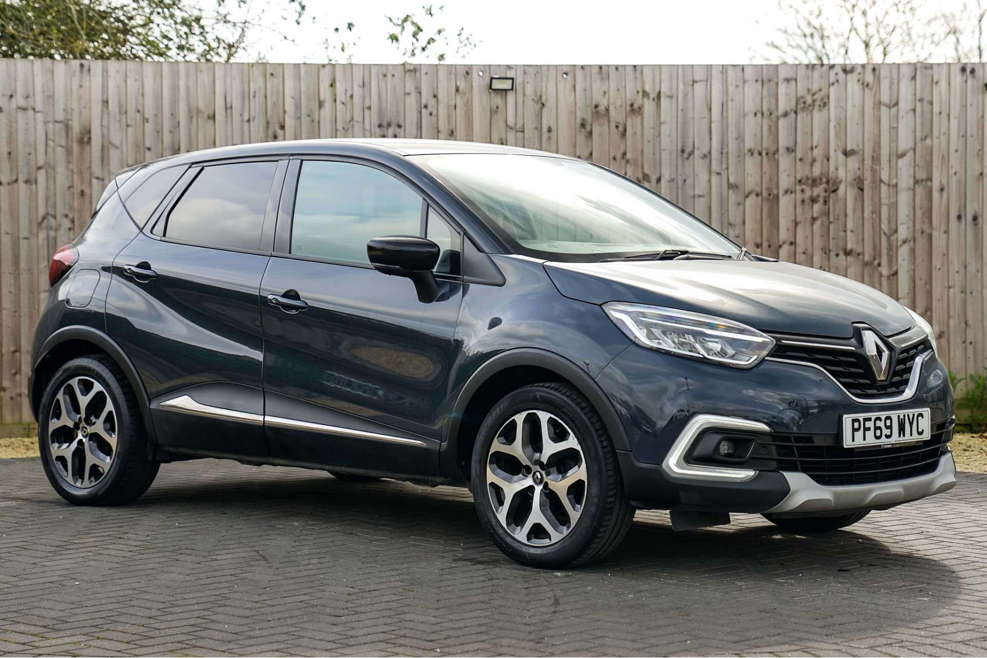 RENAULT CAPTUR 0.9 Captur GT Line TCe 5dr For Sale