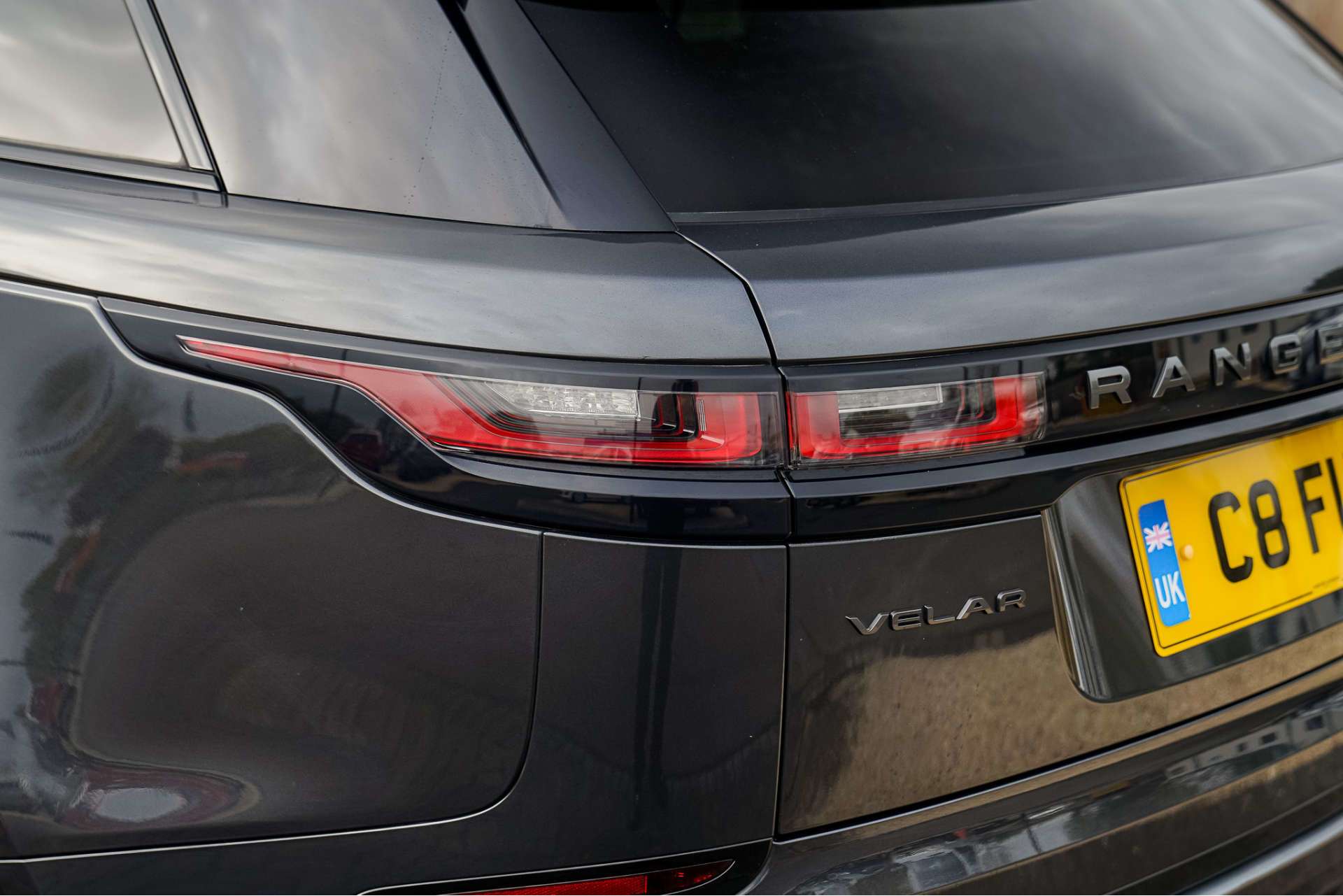 LAND ROVER RANGE ROVER VELAR 2.0 Range Rover Velar R-Dynamic HSE P250 Auto 4WD 5dr For Sale