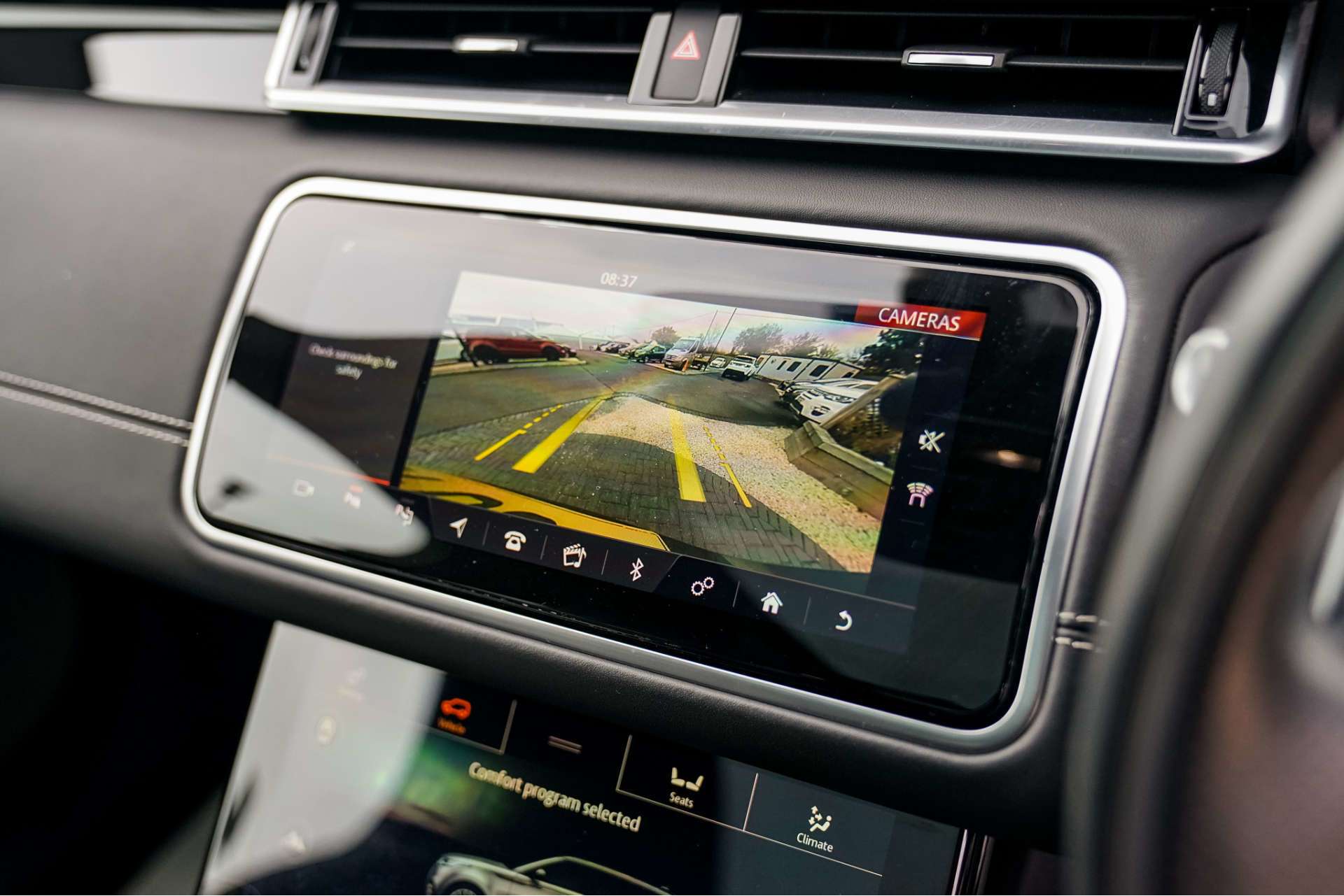 LAND ROVER RANGE ROVER VELAR 2.0 Range Rover Velar R-Dynamic HSE P250 Auto 4WD 5dr For Sale