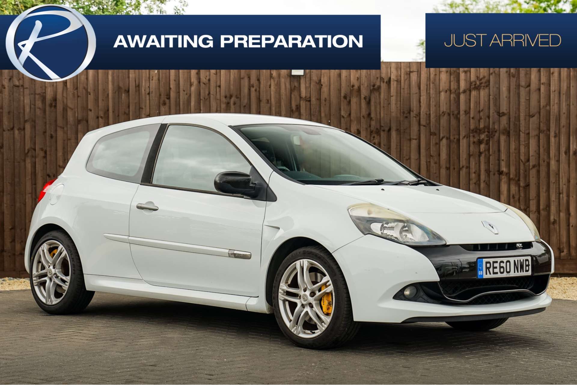 RENAULT CLIO 2.0 16V RenaultSport 200 3dr For Sale