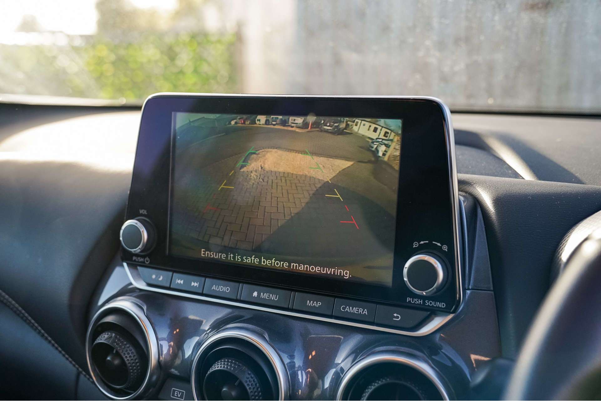 NISSAN JUKE 1.6 Juke N-Connecta HEV CVT 5dr For Sale