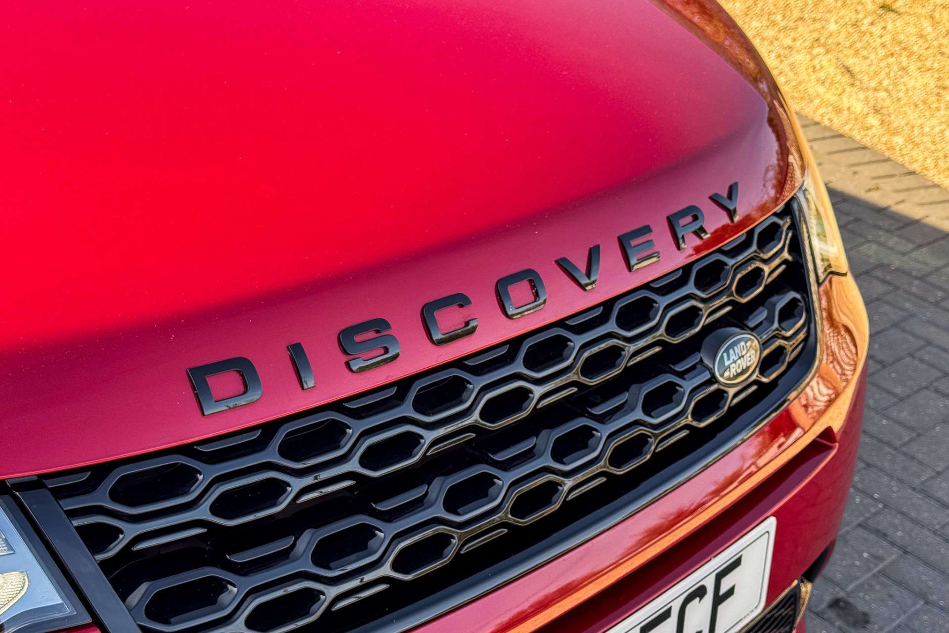 LAND ROVER DISCOVERY SPORT 1.5 Discovery Sport R-Dynamic HSE P300e Auto 4WD 5dr For Sale