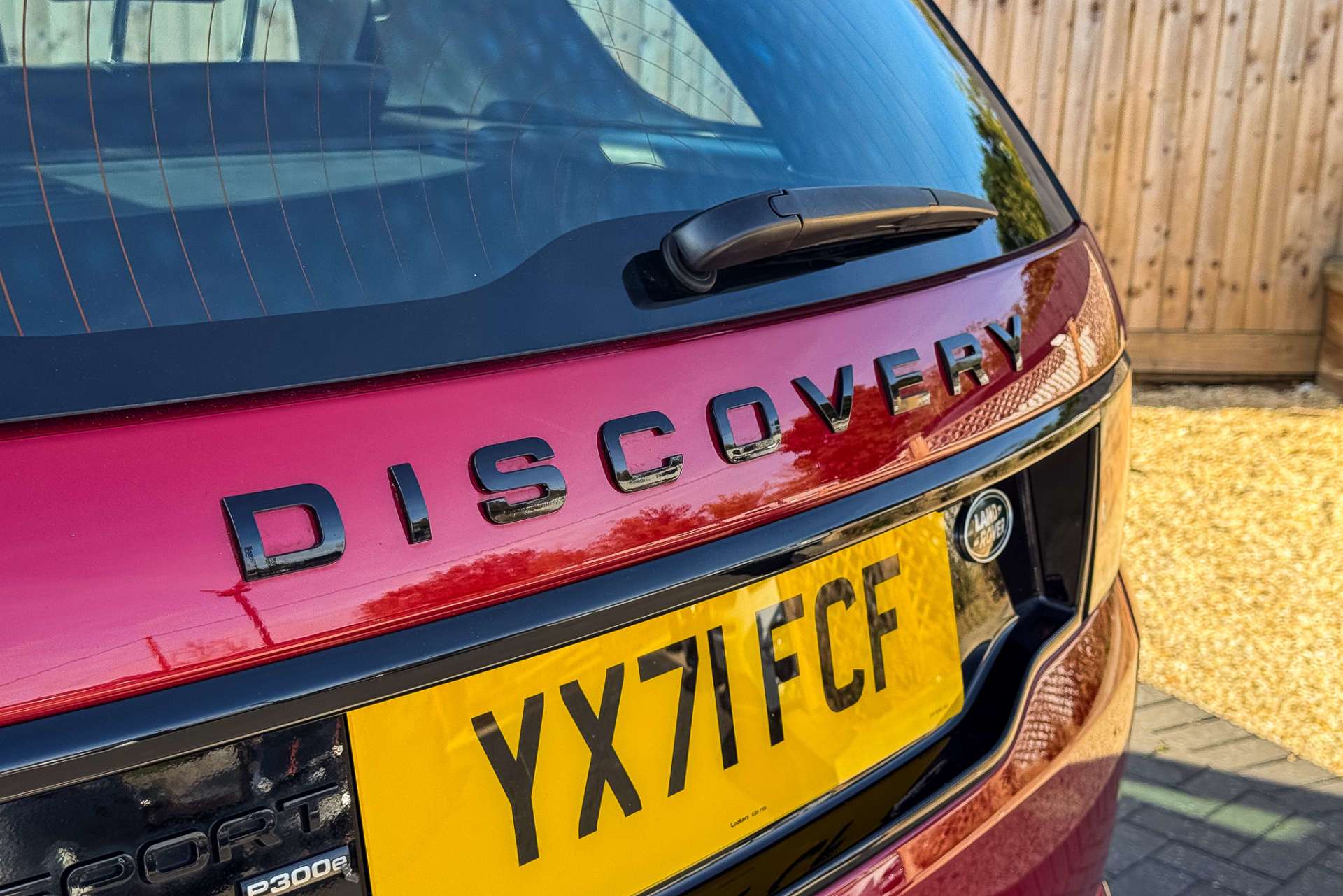 LAND ROVER DISCOVERY SPORT 1.5 Discovery Sport R-Dynamic HSE P300e Auto 4WD 5dr For Sale