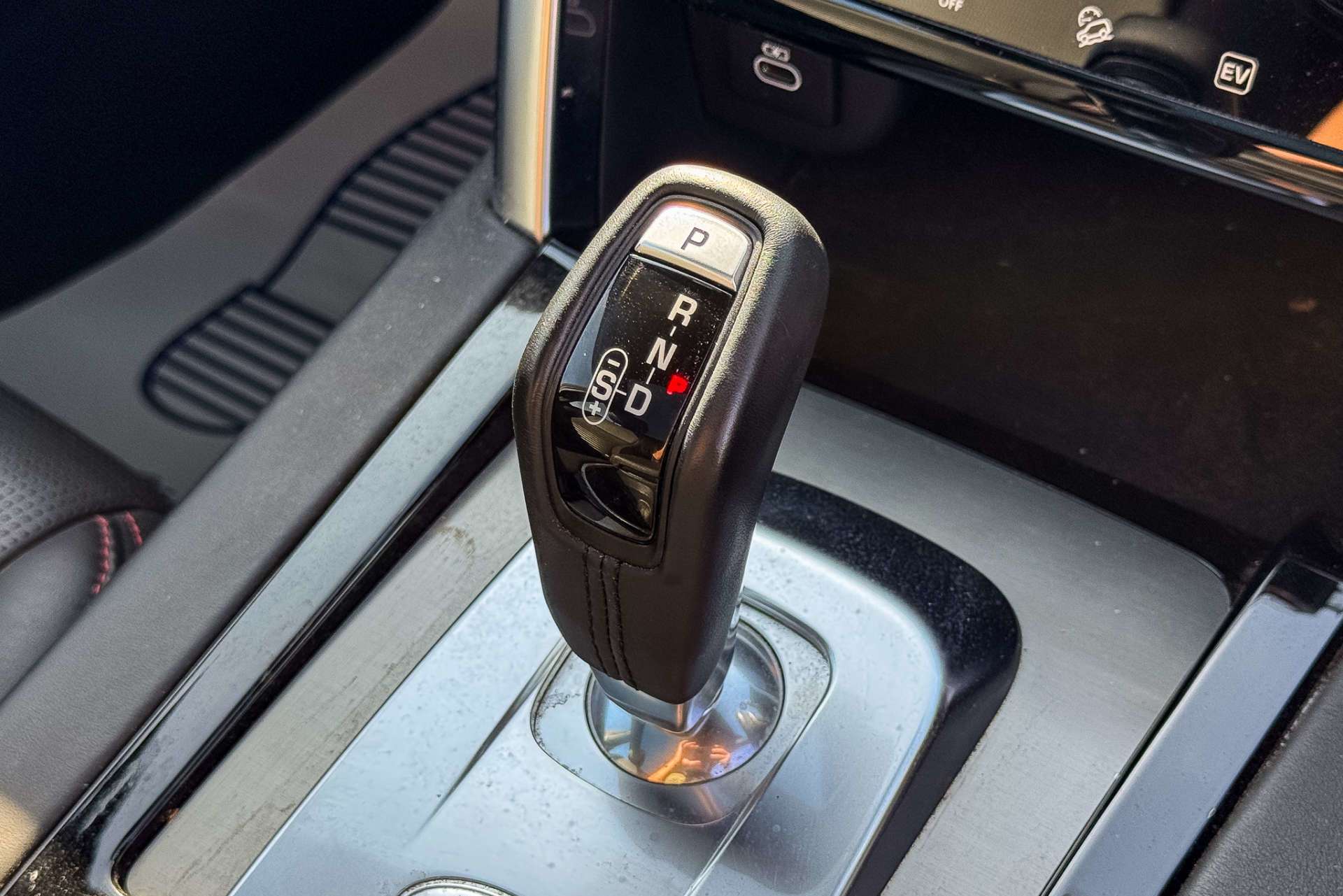 LAND ROVER DISCOVERY SPORT 1.5 Discovery Sport R-Dynamic HSE P300e Auto 4WD 5dr For Sale