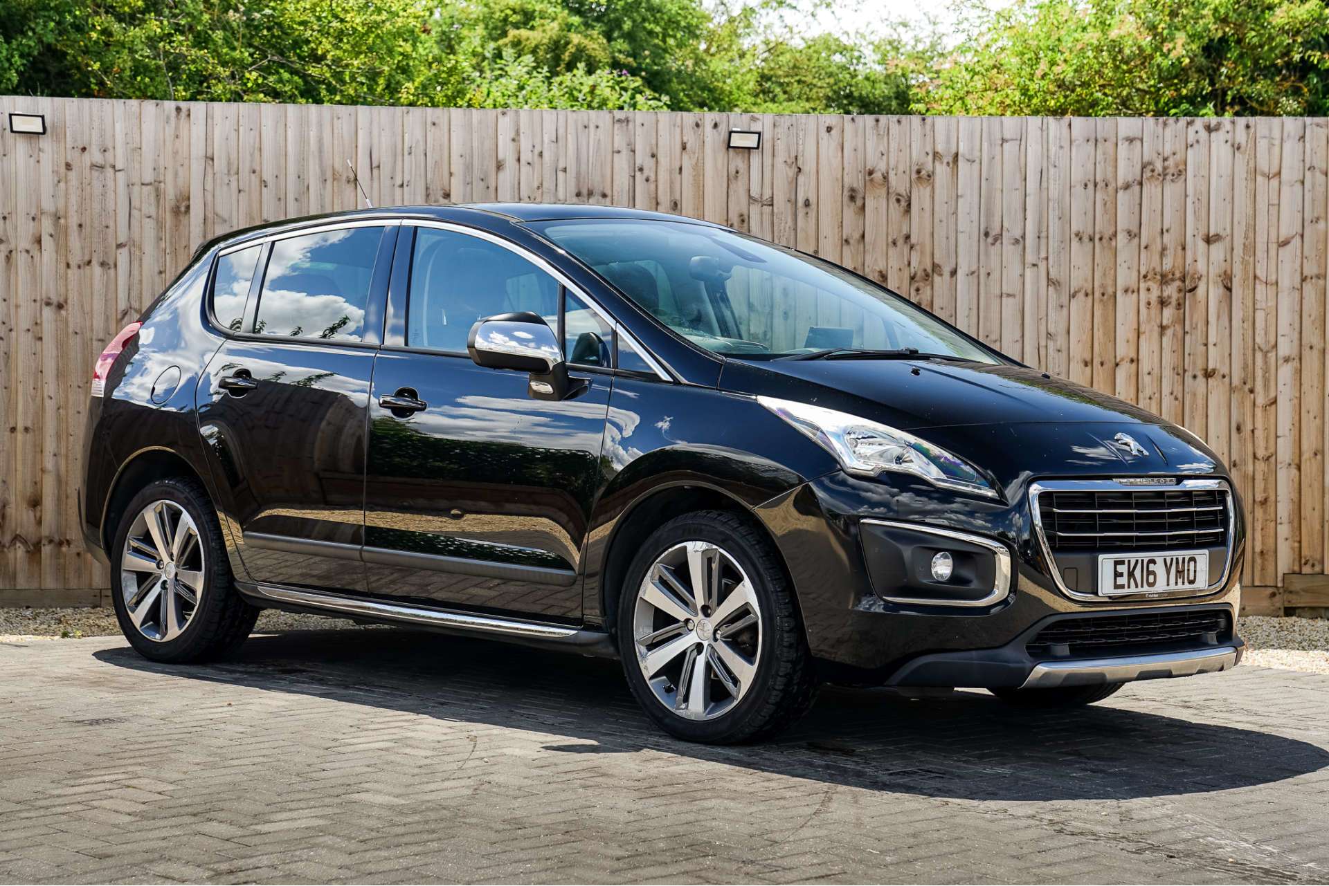 PEUGEOT 3008 1.6 3008 Allure Blue HDi S/S Auto 5dr For Sale