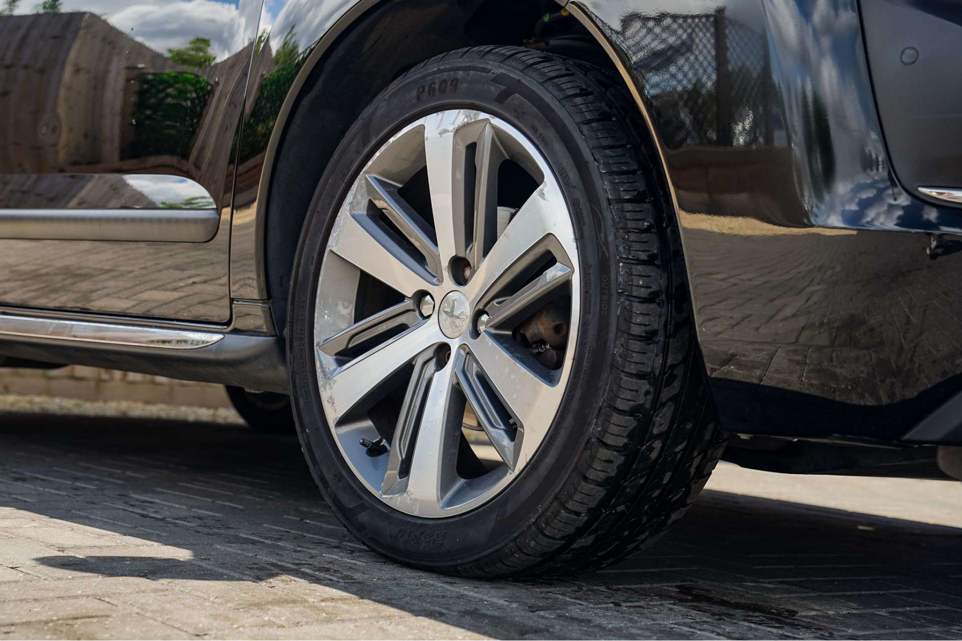 PEUGEOT 3008 1.6 3008 Allure Blue HDi S/S Auto 5dr For Sale