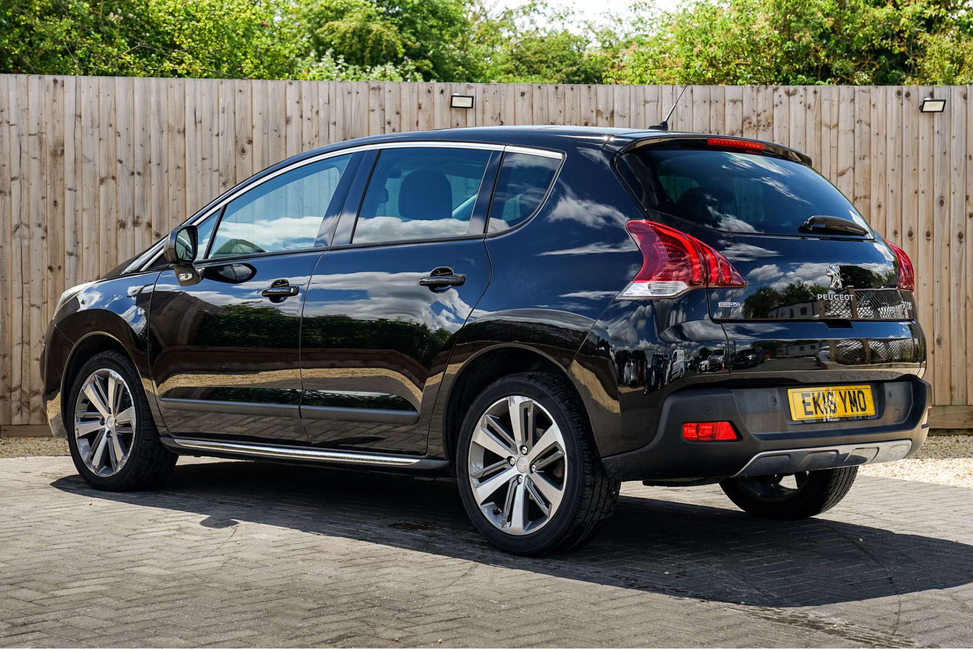 PEUGEOT 3008 1.6 3008 Allure Blue HDi S/S Auto 5dr For Sale