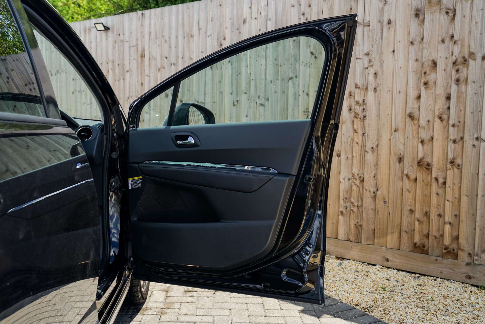 PEUGEOT 3008 1.6 3008 Allure Blue HDi S/S Auto 5dr For Sale