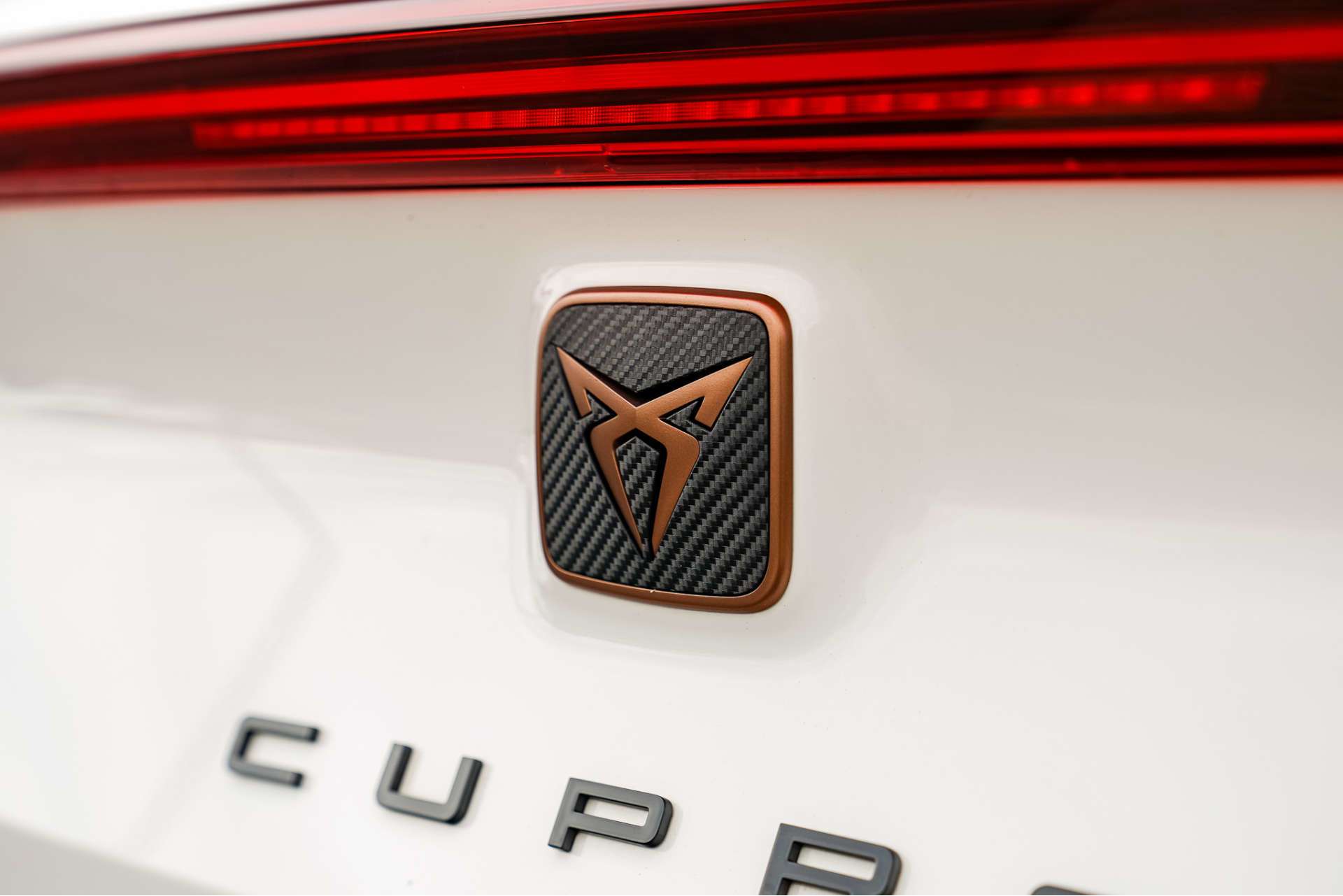 CUPRA FORMENTOR 1.4 eHybrid 12.8kWh V2 SUV 5dr Petrol Plug-in Hybrid DSG Euro 6 (s/s) (204 ps) For Sale