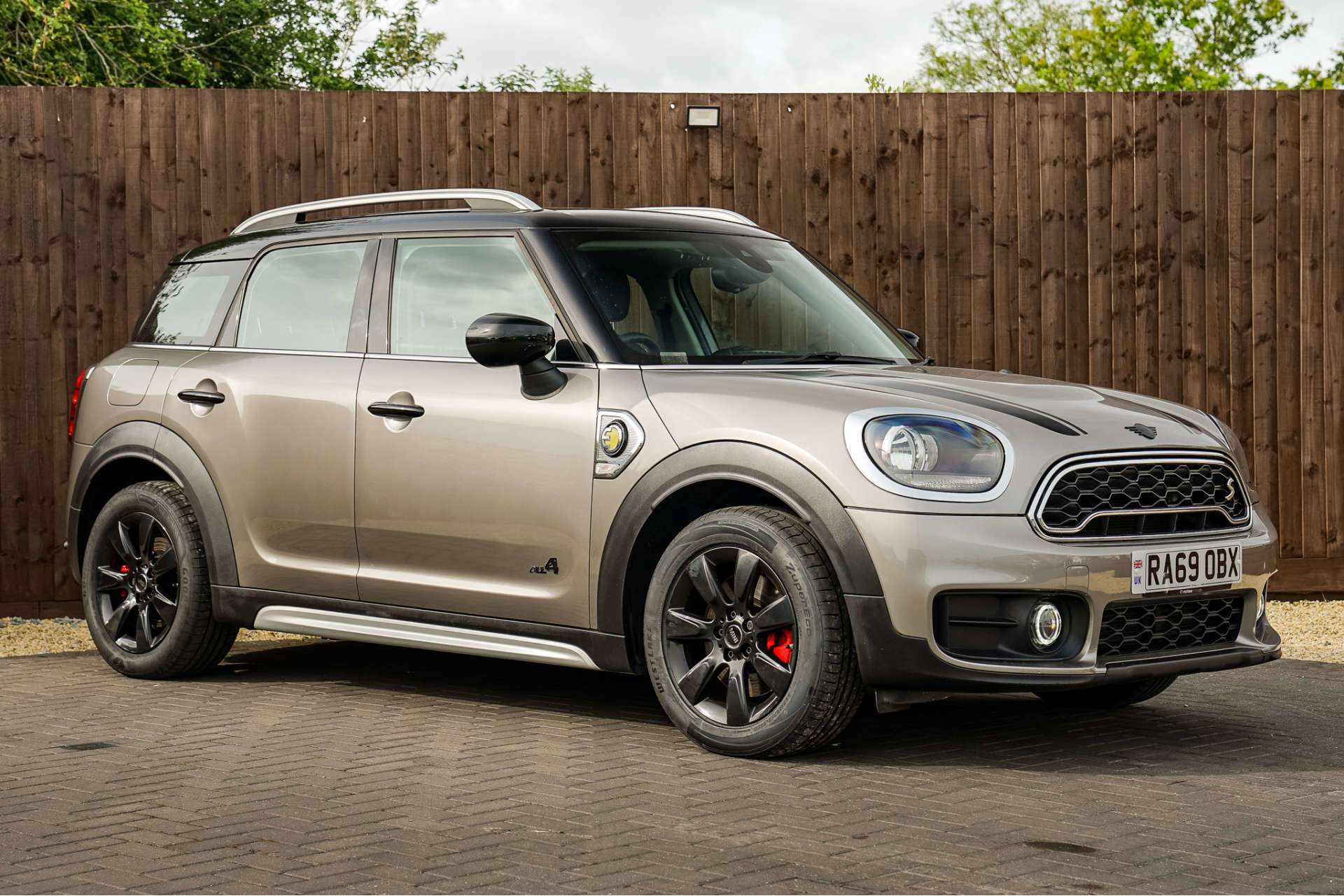 MINI COUNTRYMAN 1.5 10kWh Cooper SE Classic SUV 5dr Petrol Plug-in Hybrid Auto ALL4 Euro 6 (s/s) (224 ps) For Sale