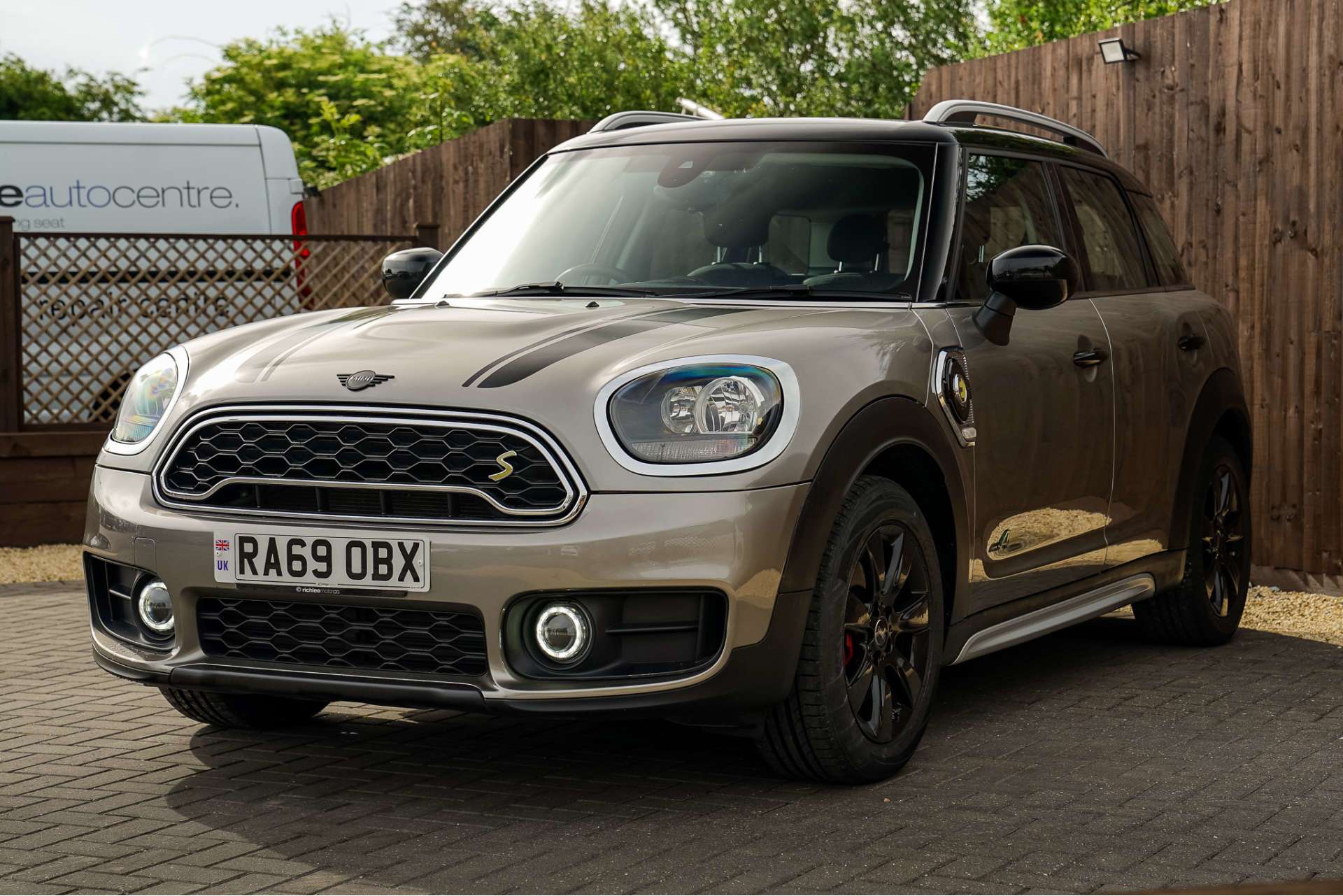 MINI COUNTRYMAN 1.5 10kWh Cooper SE Classic SUV 5dr Petrol Plug-in Hybrid Auto ALL4 Euro 6 (s/s) (224 ps) For Sale