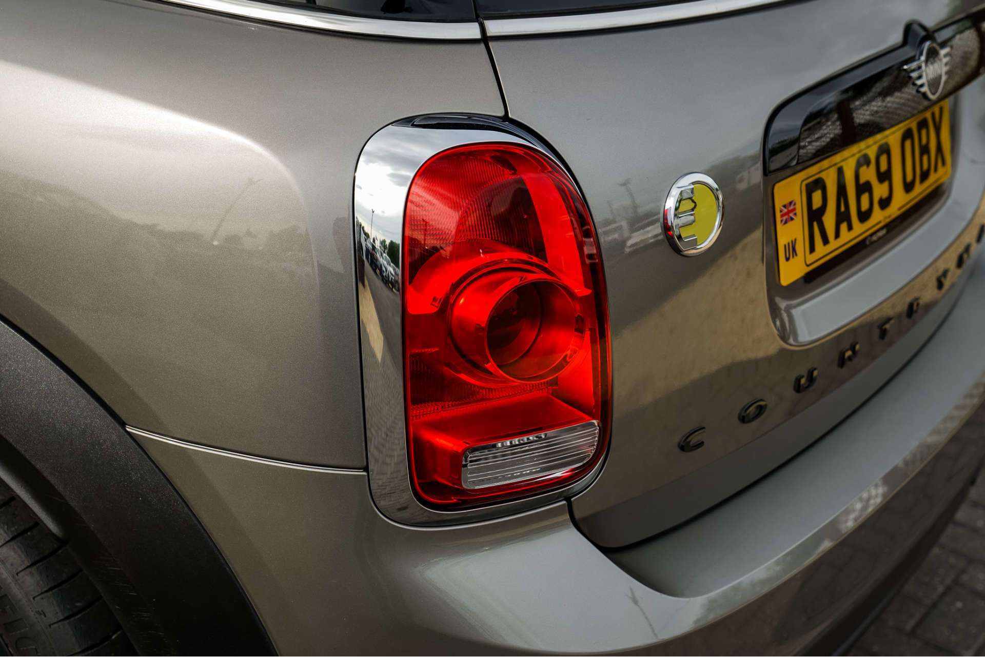 MINI COUNTRYMAN 1.5 10kWh Cooper SE Classic SUV 5dr Petrol Plug-in Hybrid Auto ALL4 Euro 6 (s/s) (224 ps) For Sale