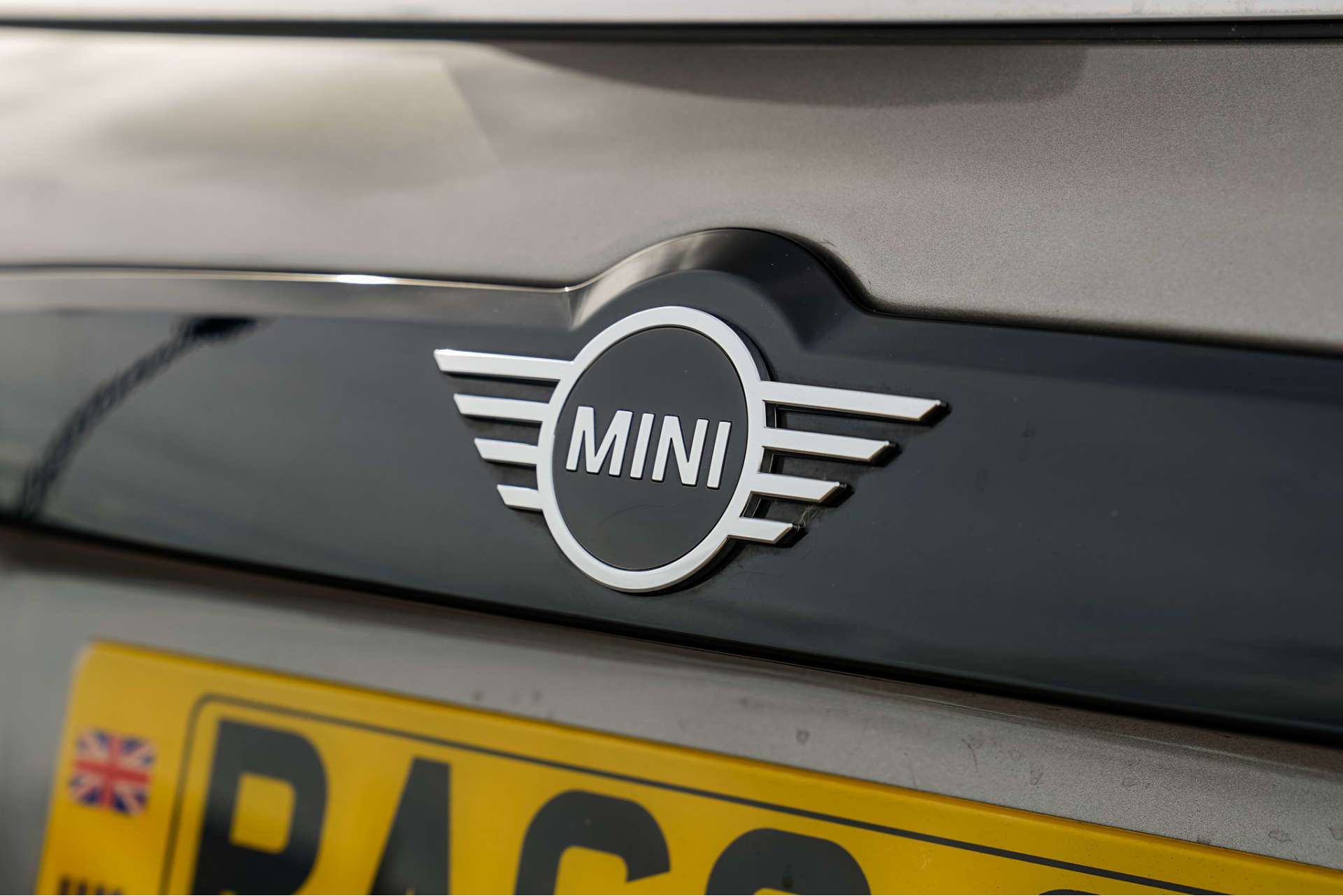 MINI COUNTRYMAN 1.5 10kWh Cooper SE Classic SUV 5dr Petrol Plug-in Hybrid Auto ALL4 Euro 6 (s/s) (224 ps) For Sale