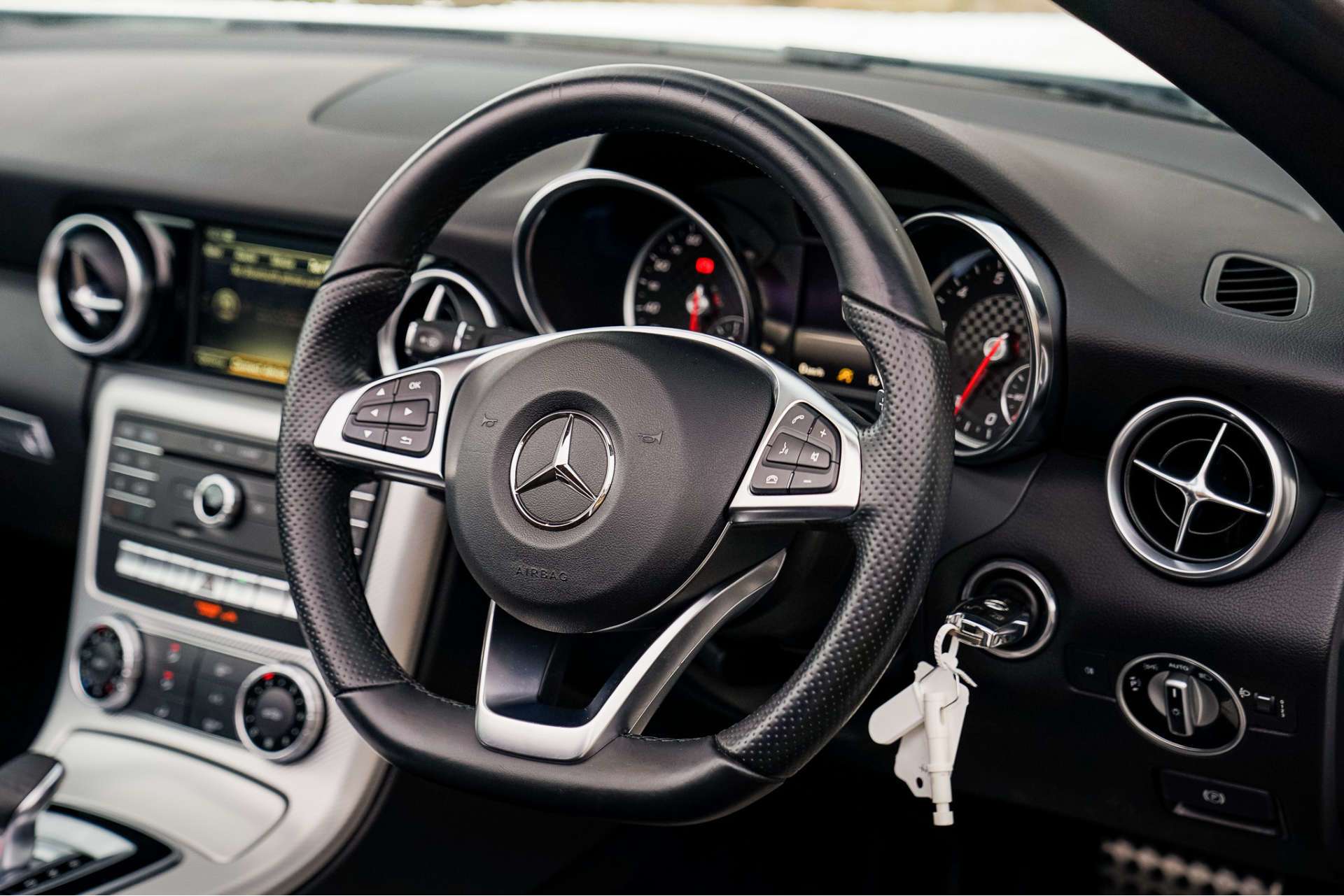 MERCEDES-BENZ SLC 2.0 SLC 200 AMG Line Auto 2dr For Sale