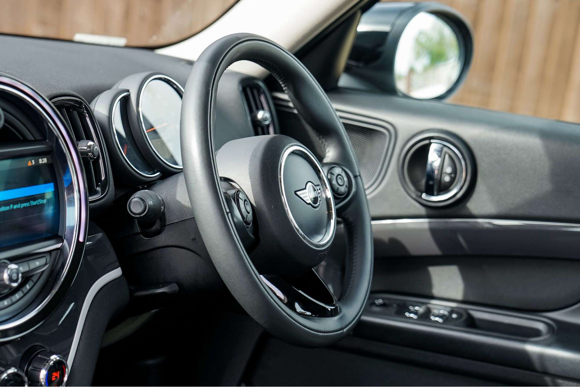 MINI COUNTRYMAN 1.5 10kWh Cooper SE Classic SUV 5dr Petrol Plug-in Hybrid Auto ALL4 Euro 6 (s/s) (224 ps) For Sale