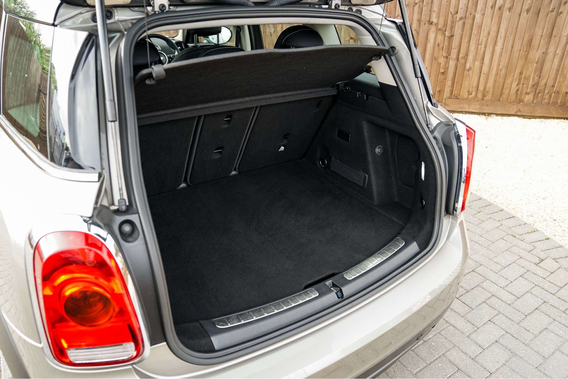 MINI COUNTRYMAN 1.5 10kWh Cooper SE Classic SUV 5dr Petrol Plug-in Hybrid Auto ALL4 Euro 6 (s/s) (224 ps) For Sale