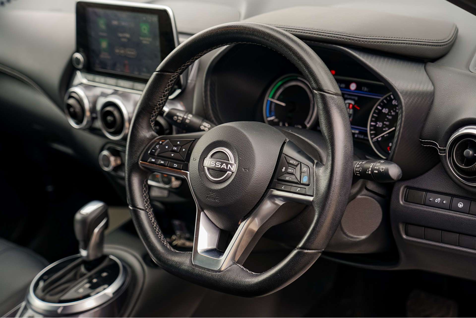 NISSAN JUKE 1.6 Juke Tekna HEV CVT 5dr For Sale