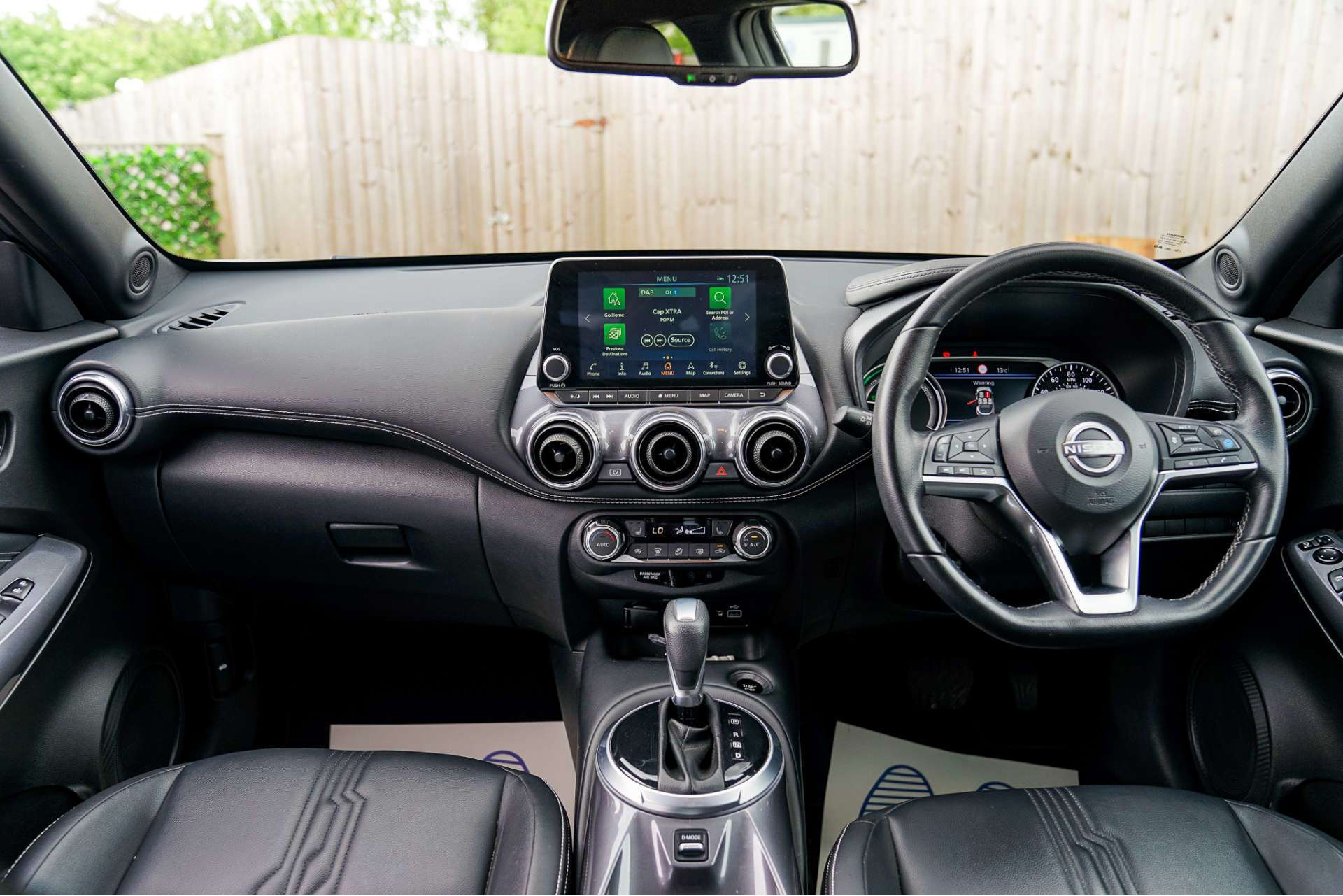 NISSAN JUKE 1.6 Juke Tekna HEV CVT 5dr For Sale