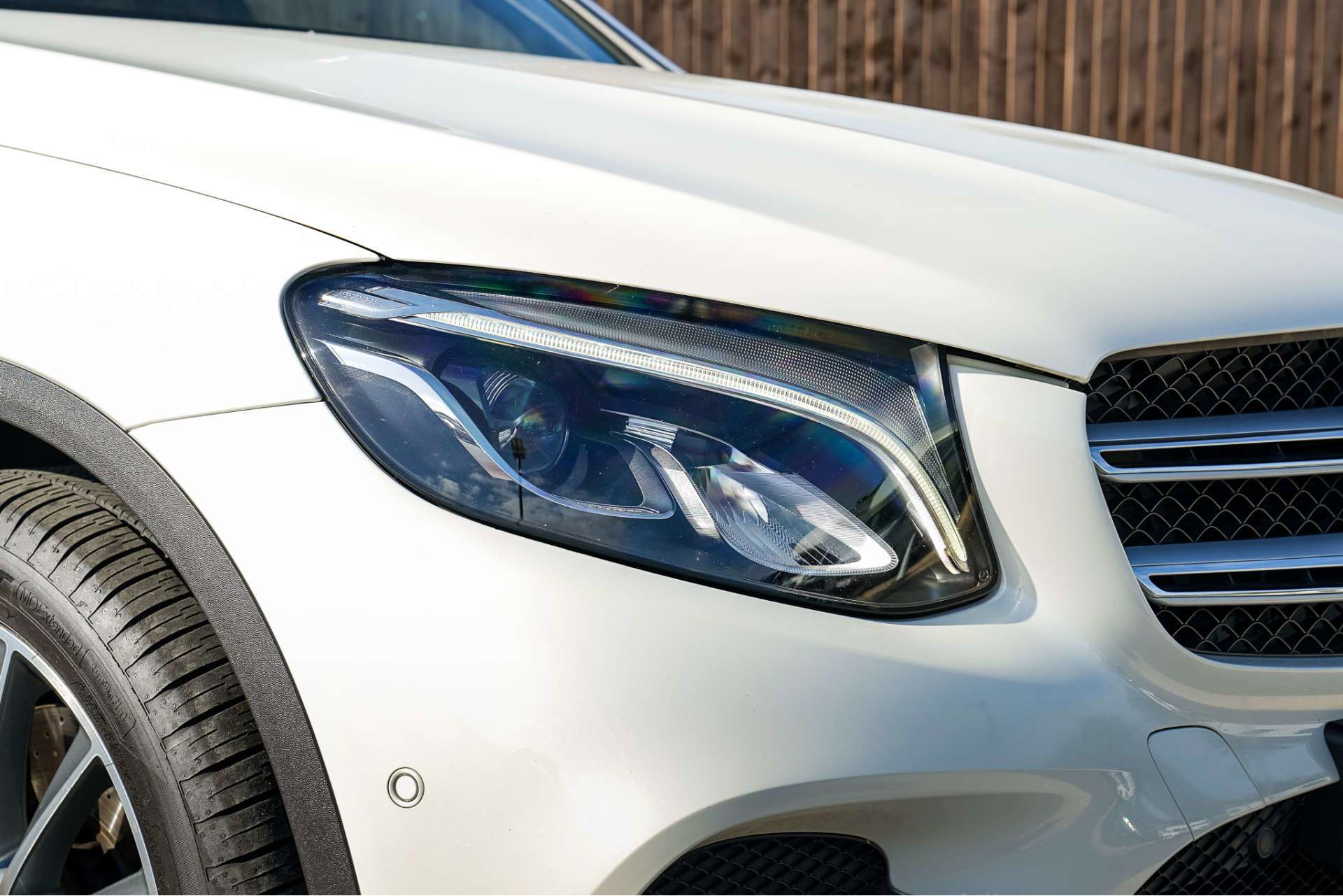 MERCEDES-BENZ GLC 2.0 GLC250 AMG Line (Premium Plus) SUV 5dr Petrol G-Tronic 4MATIC Euro 6 (s/s) (211 ps) For Sale