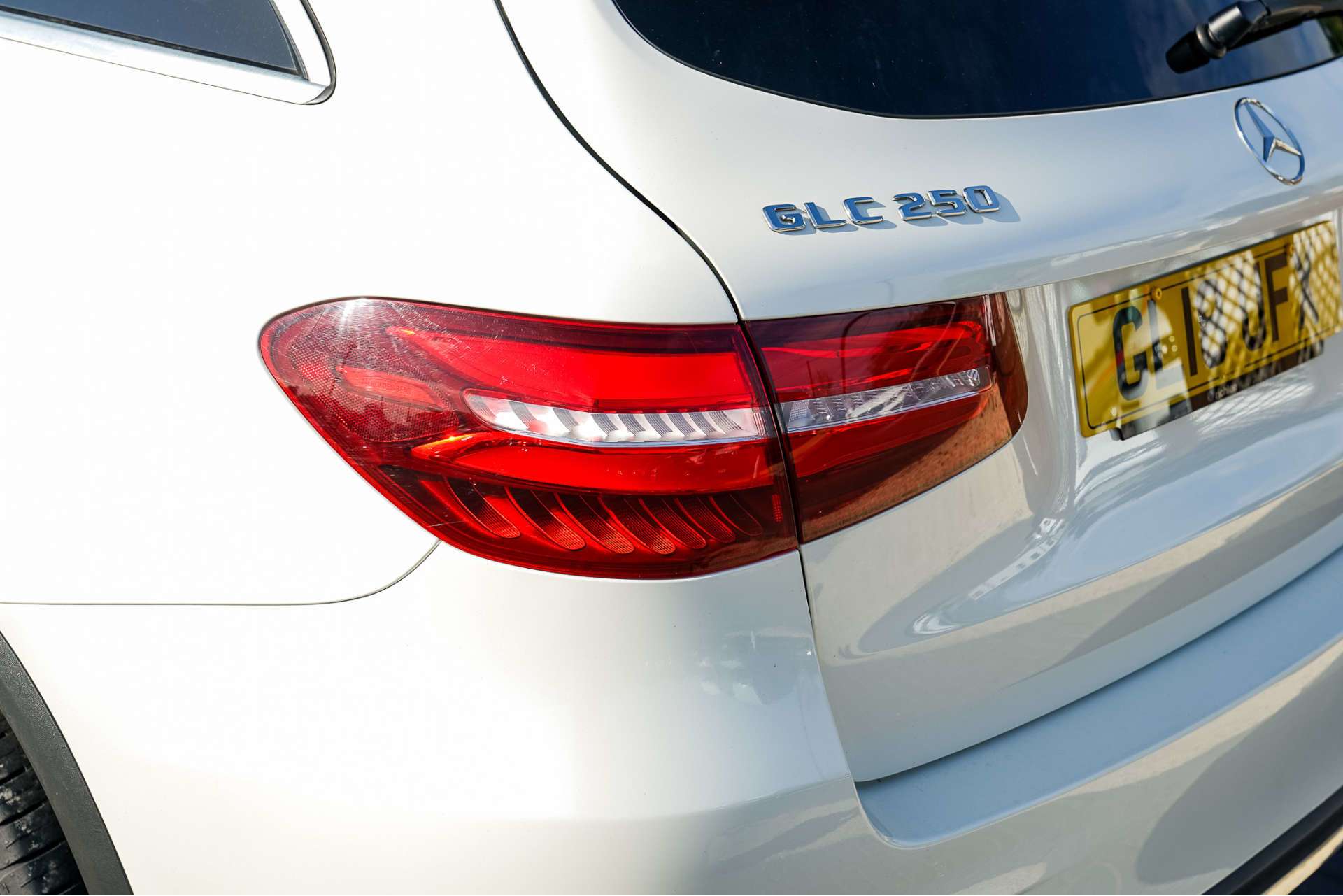 MERCEDES-BENZ GLC 2.0 GLC250 AMG Line (Premium Plus) SUV 5dr Petrol G-Tronic 4MATIC Euro 6 (s/s) (211 ps) For Sale