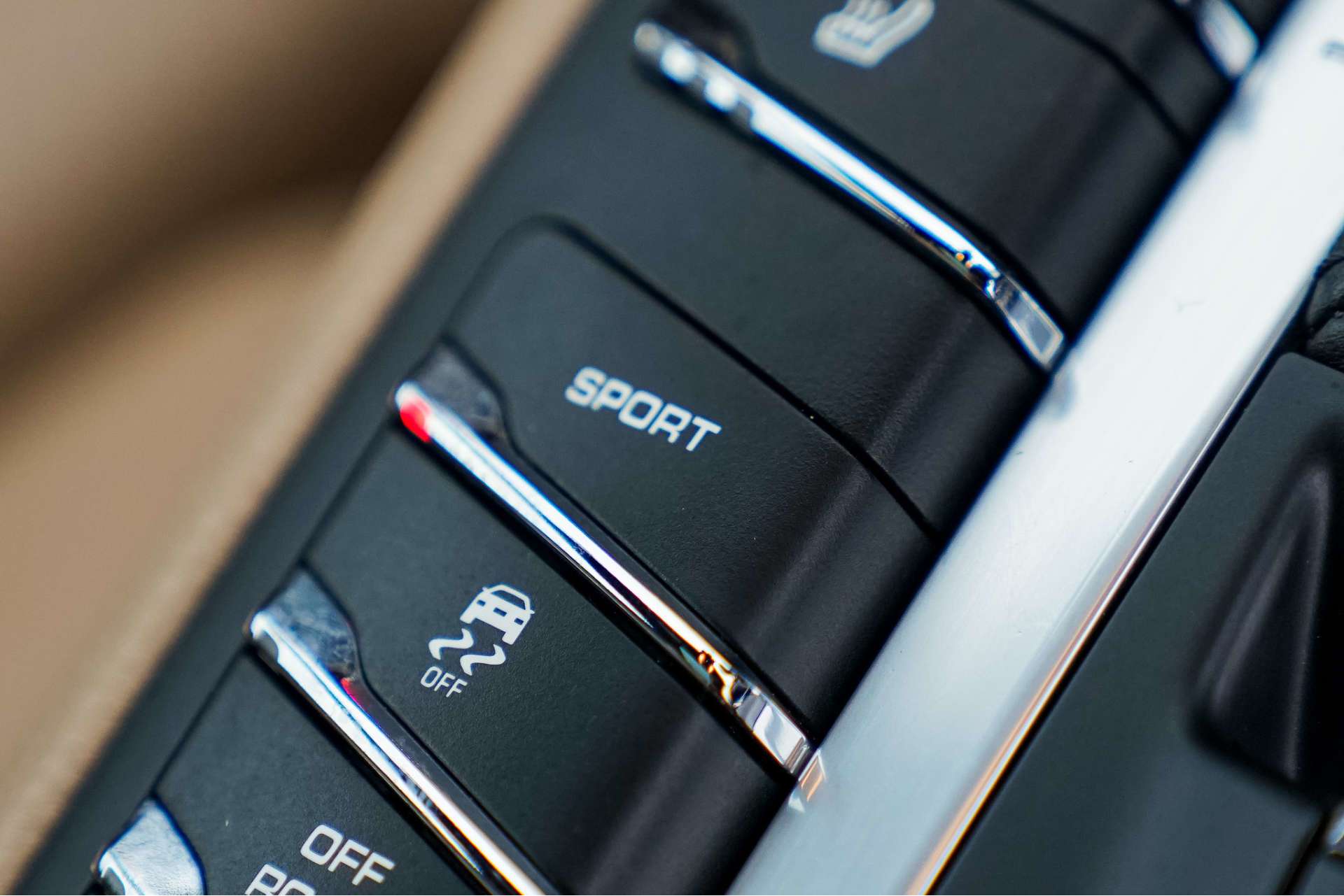 PORSCHE Macan 2.0 Macan Semi-Auto 4WD 5dr For Sale