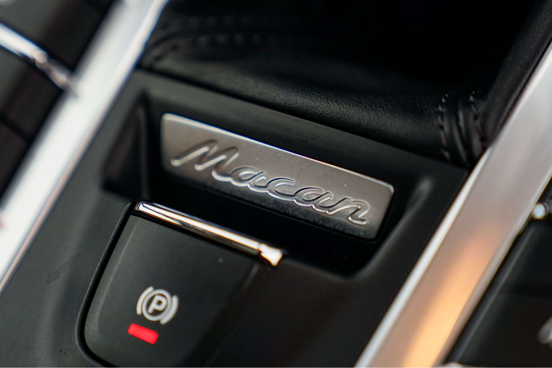 PORSCHE Macan 2.0 Macan Semi-Auto 4WD 5dr For Sale