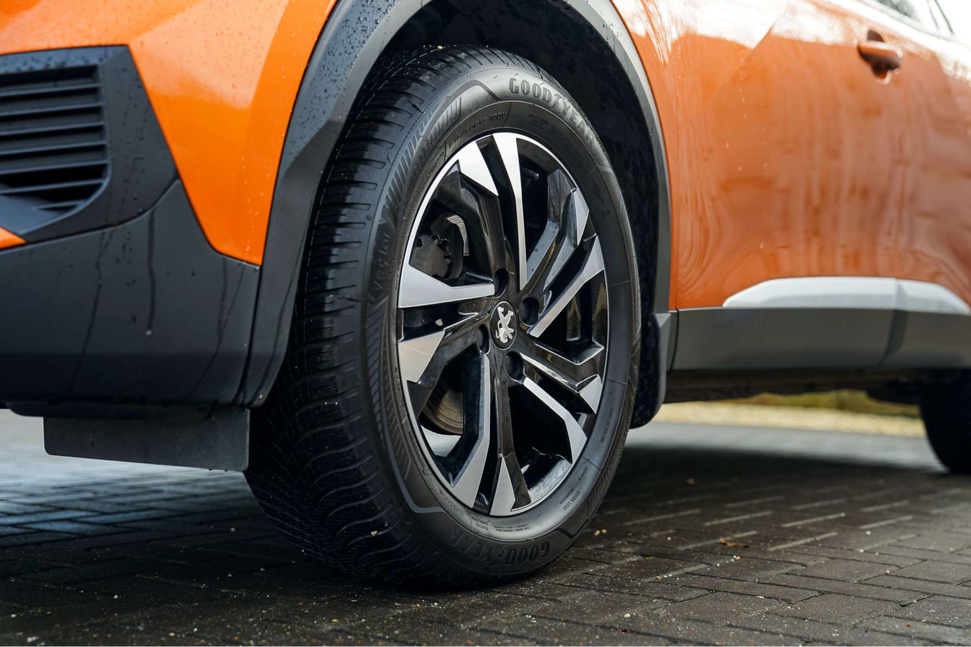 PEUGEOT 2008 1.2 2008 Allure Premium PureTech S/S 5dr For Sale