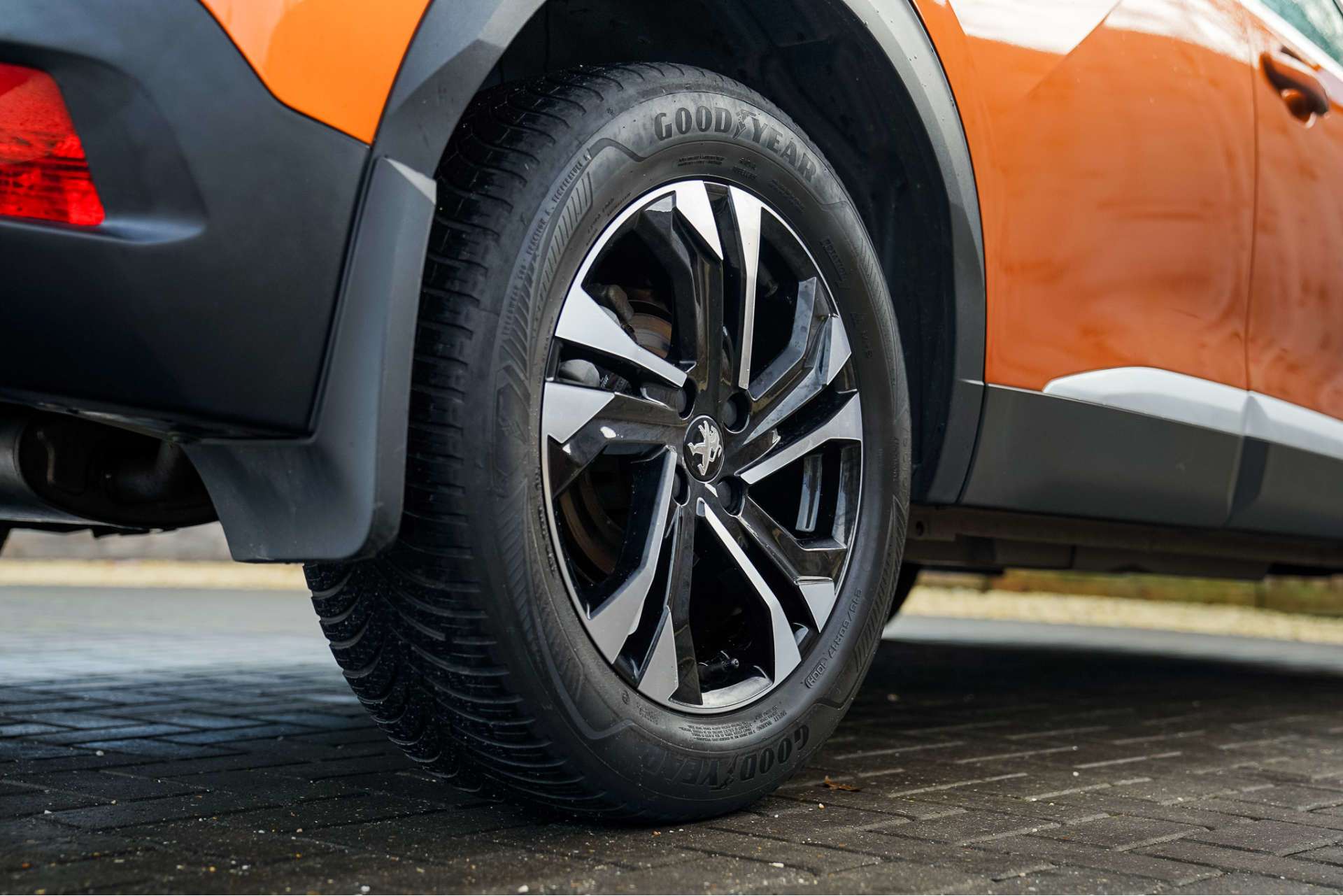 PEUGEOT 2008 1.2 2008 Allure Premium PureTech S/S 5dr For Sale