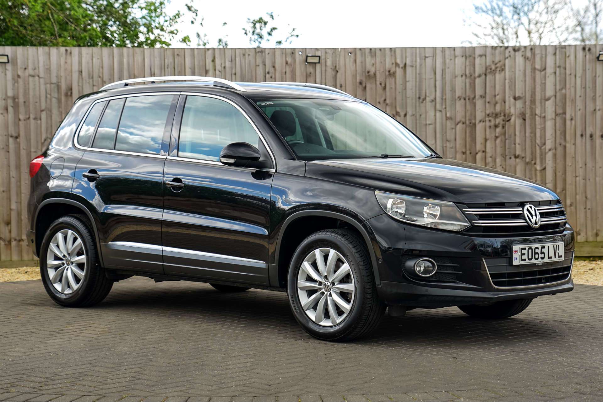 VOLKSWAGEN TIGUAN 2.0 Tiguan Match TDI BlueMotion Technology 4Motion 4WD 5dr For Sale