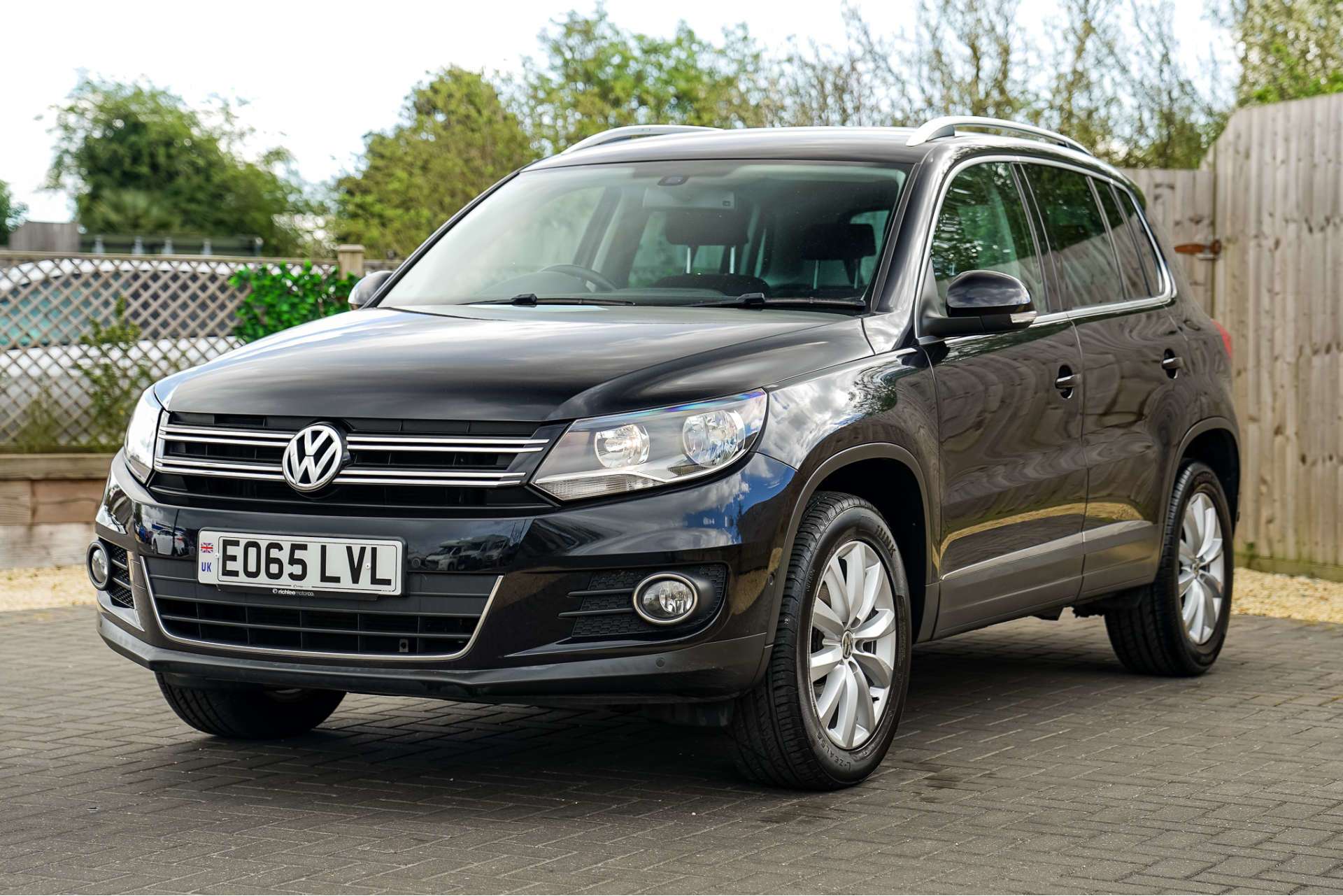 VOLKSWAGEN TIGUAN 2.0 Tiguan Match TDI BlueMotion Technology 4Motion 4WD 5dr For Sale