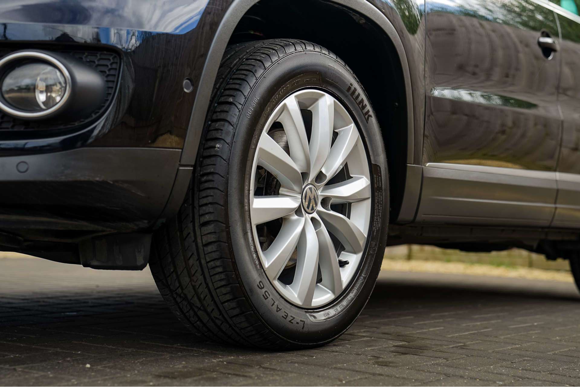 VOLKSWAGEN TIGUAN 2.0 Tiguan Match TDI BlueMotion Technology 4Motion 4WD 5dr For Sale