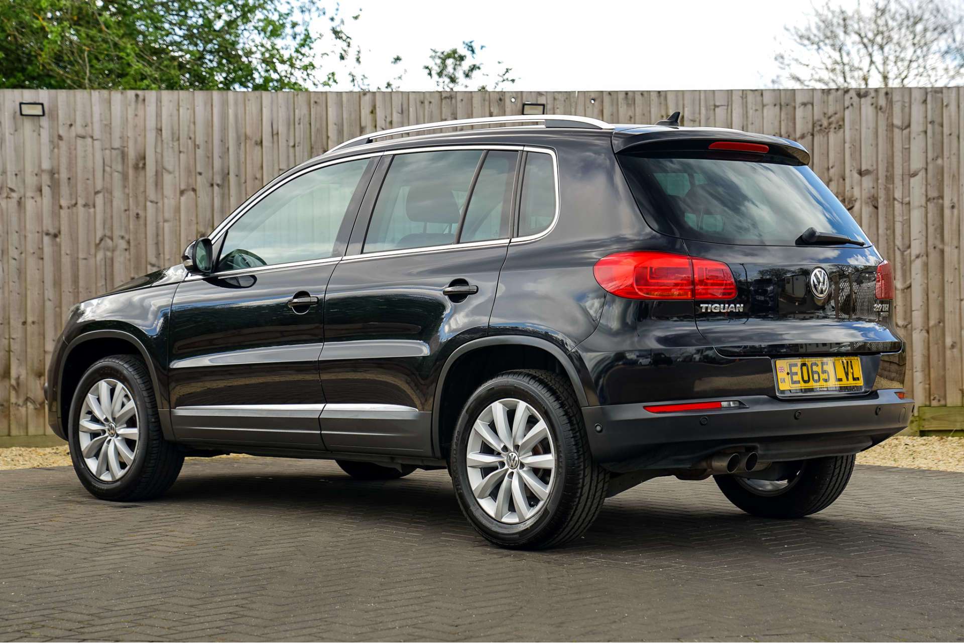 VOLKSWAGEN TIGUAN 2.0 Tiguan Match TDI BlueMotion Technology 4Motion 4WD 5dr For Sale