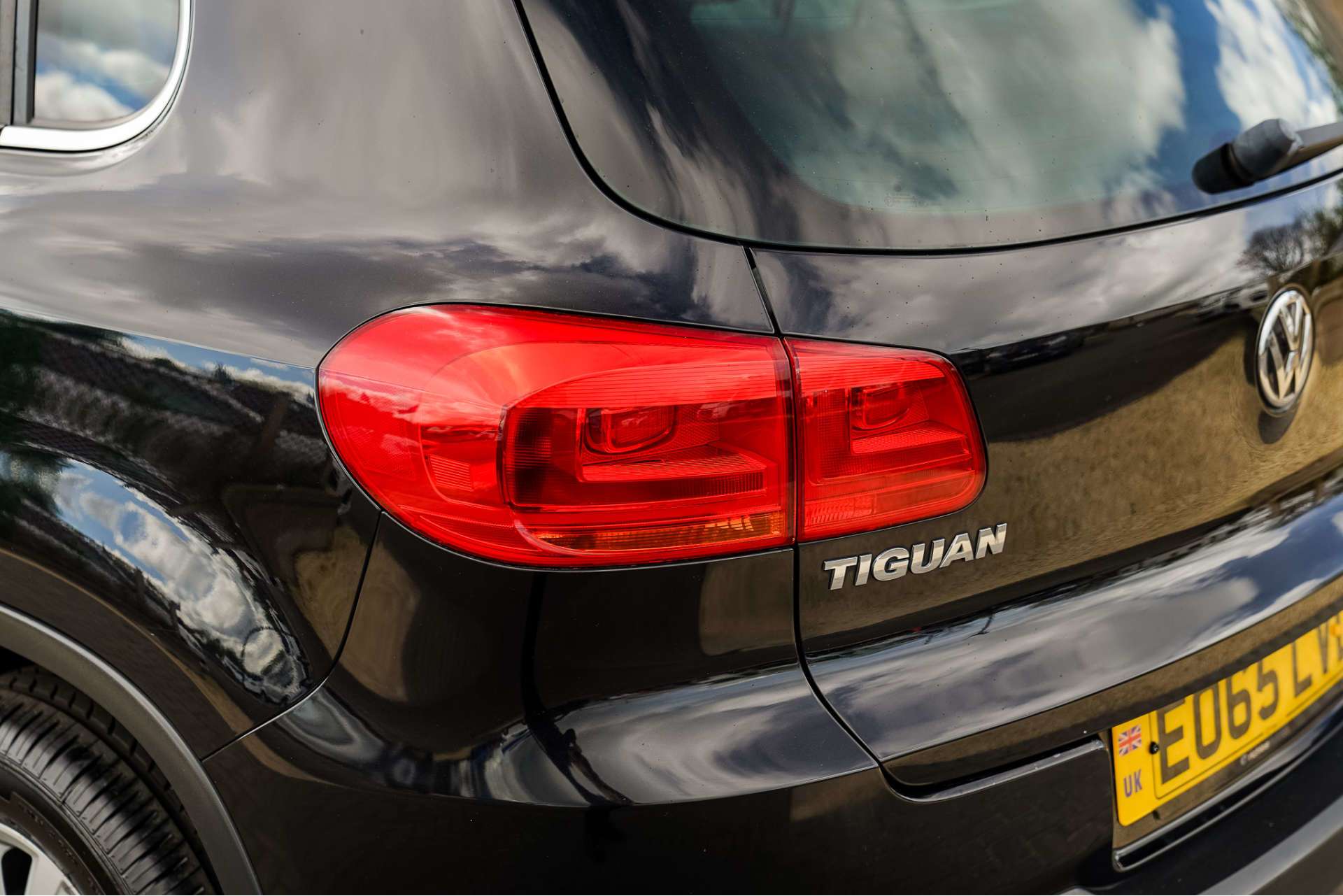 VOLKSWAGEN TIGUAN 2.0 Tiguan Match TDI BlueMotion Technology 4Motion 4WD 5dr For Sale