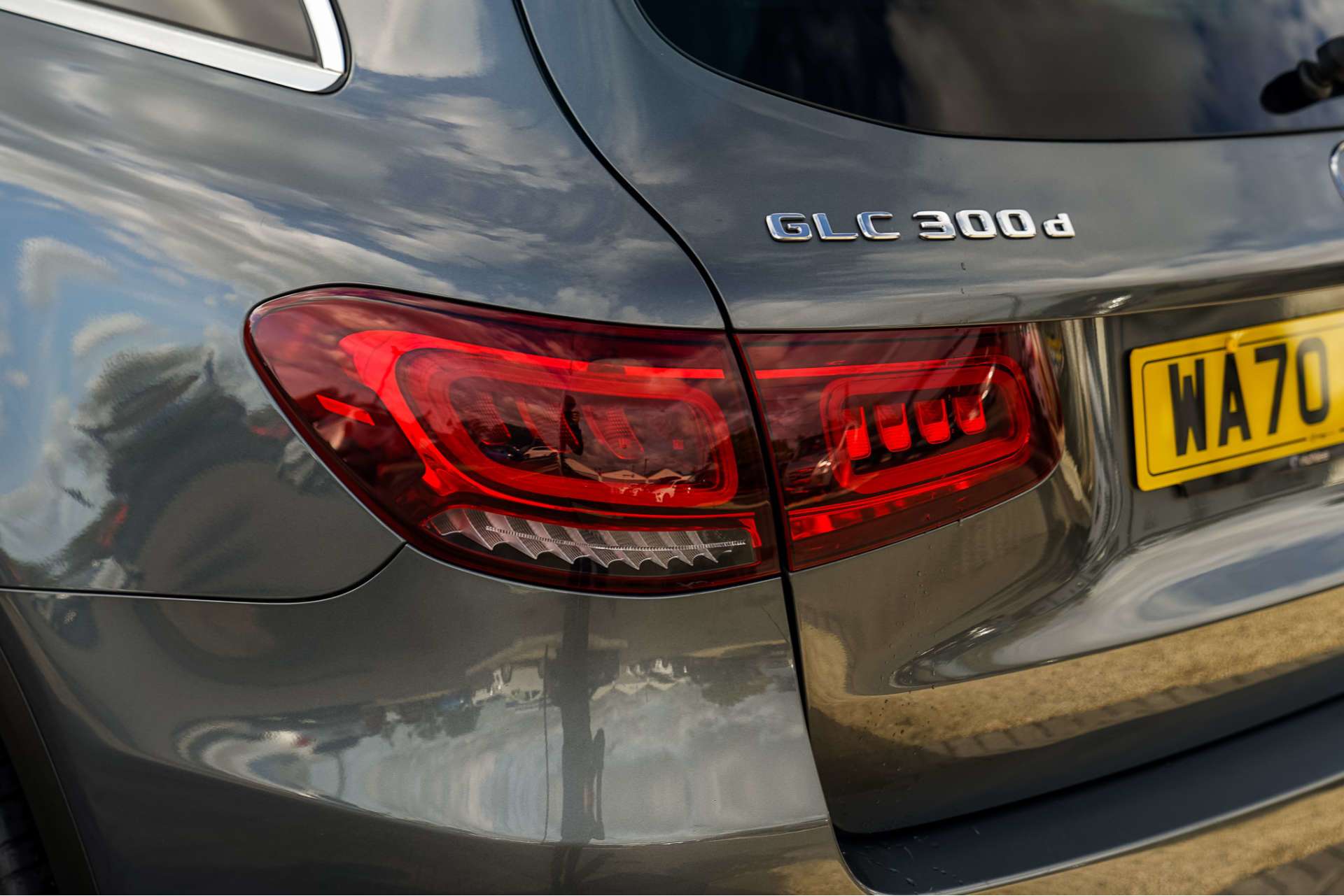 MERCEDES-BENZ GLC 2.0 GLC 300 AMG Line Premium+ D 4Matic Auto 4WD 5dr For Sale