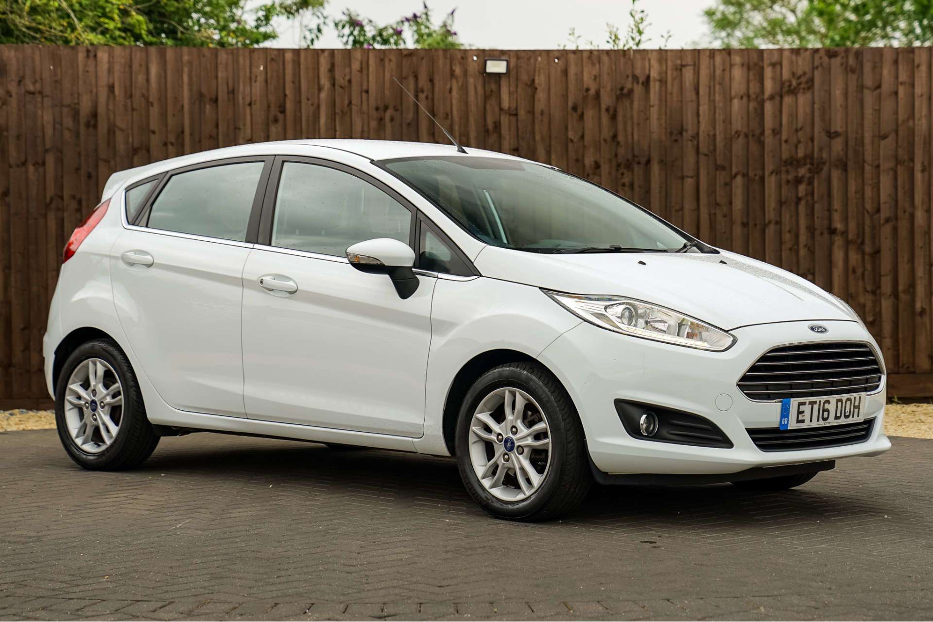 FORD FIESTA 1.2 ZETEC 5dr For Sale