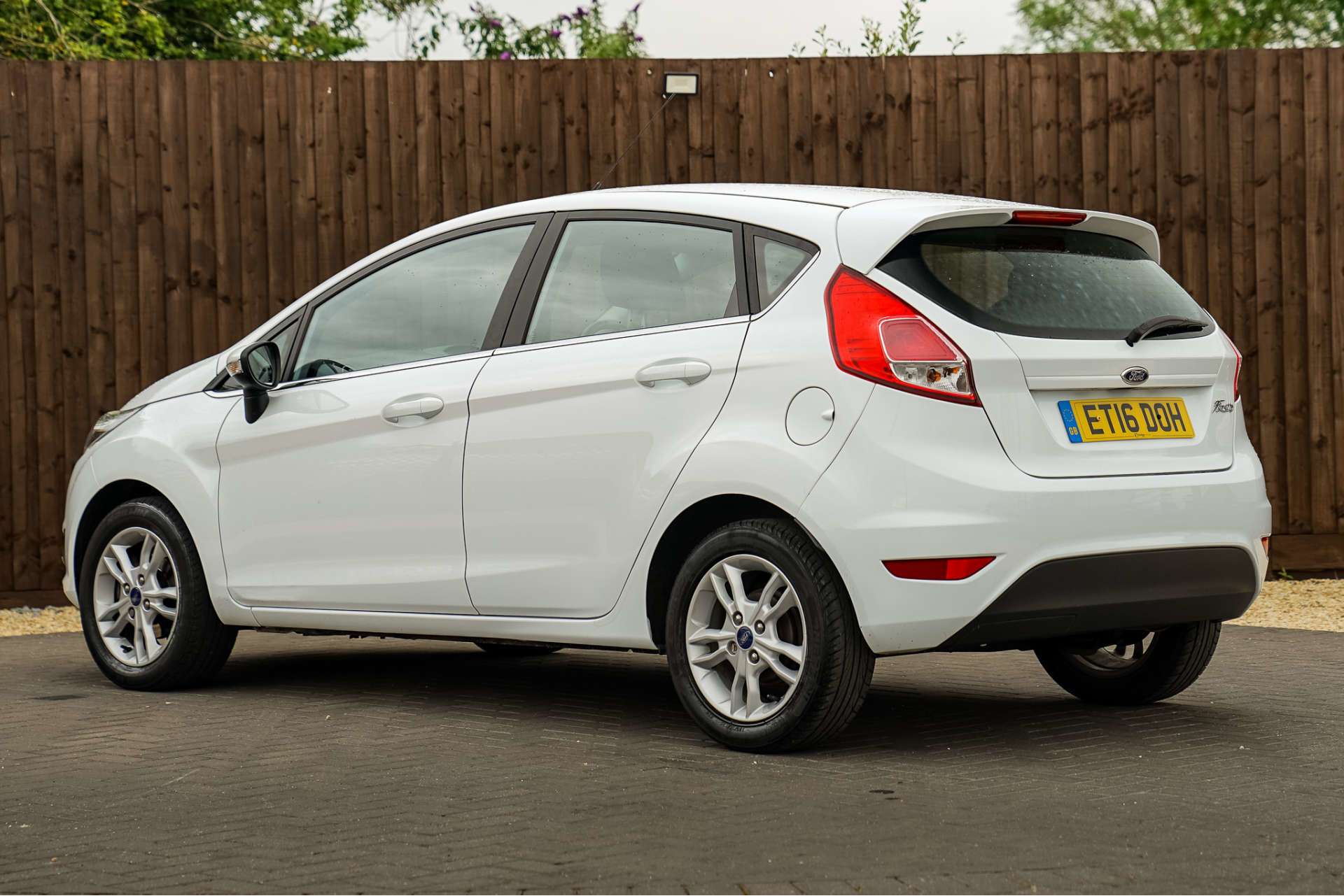 FORD FIESTA 1.2 ZETEC 5dr For Sale
