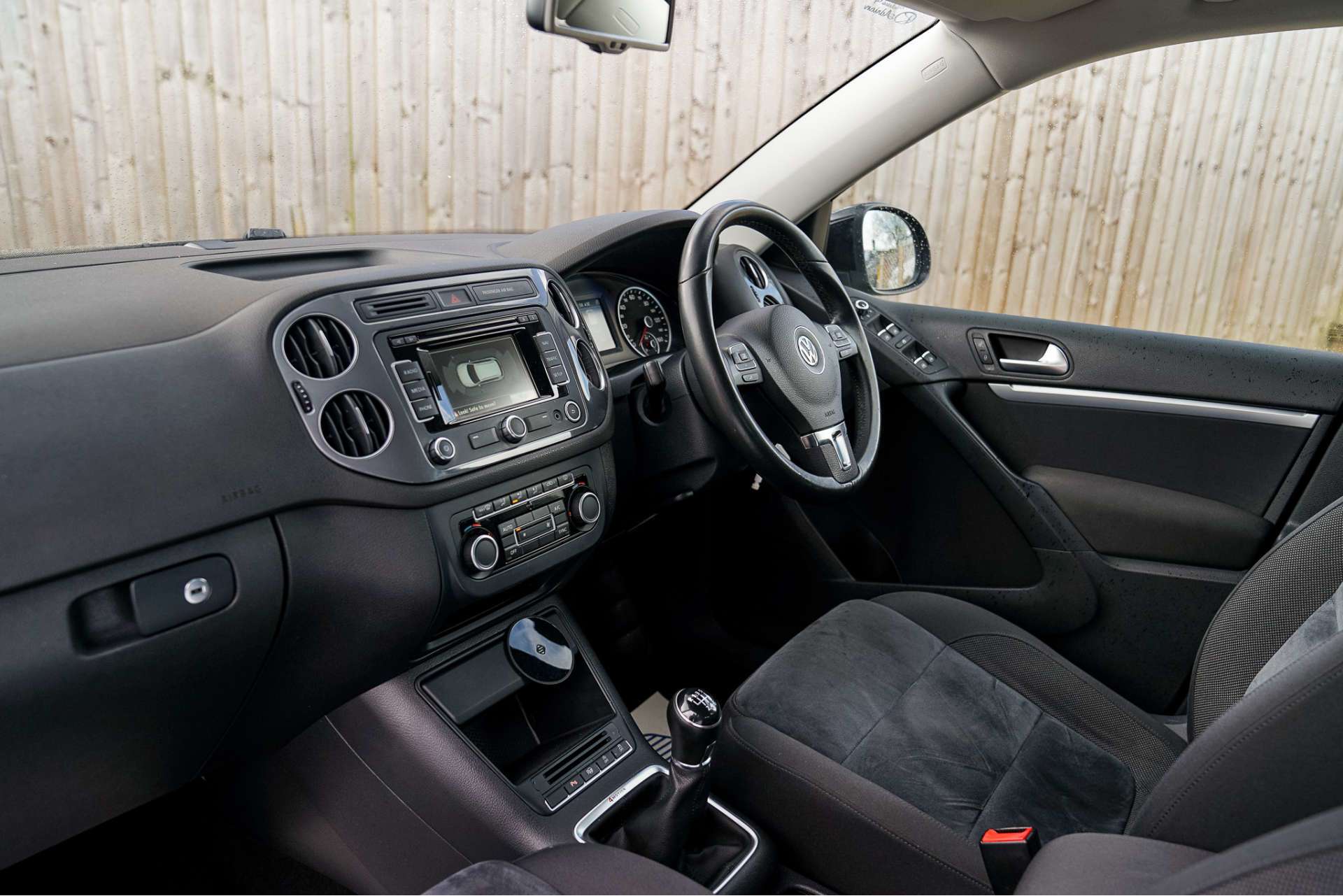 VOLKSWAGEN TIGUAN 2.0 Tiguan Match TDI BlueMotion Technology 4Motion 4WD 5dr For Sale