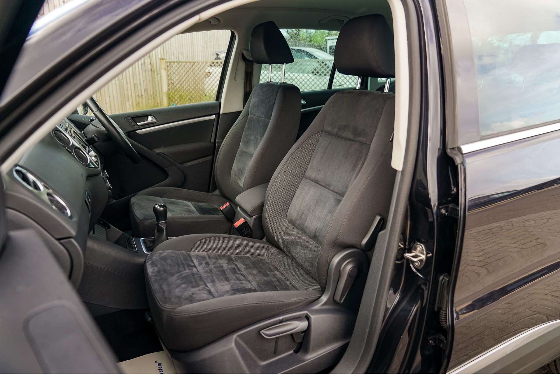 VOLKSWAGEN TIGUAN 2.0 Tiguan Match TDI BlueMotion Technology 4Motion 4WD 5dr For Sale