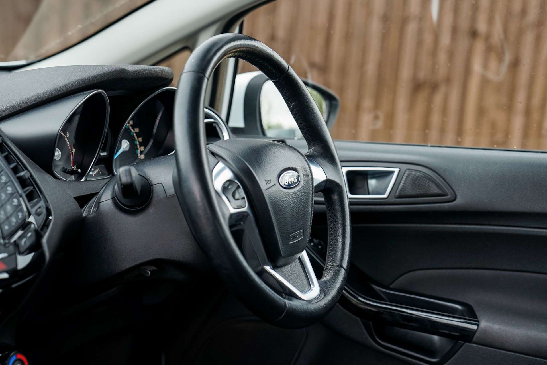 FORD FIESTA 1.2 ZETEC 5dr For Sale