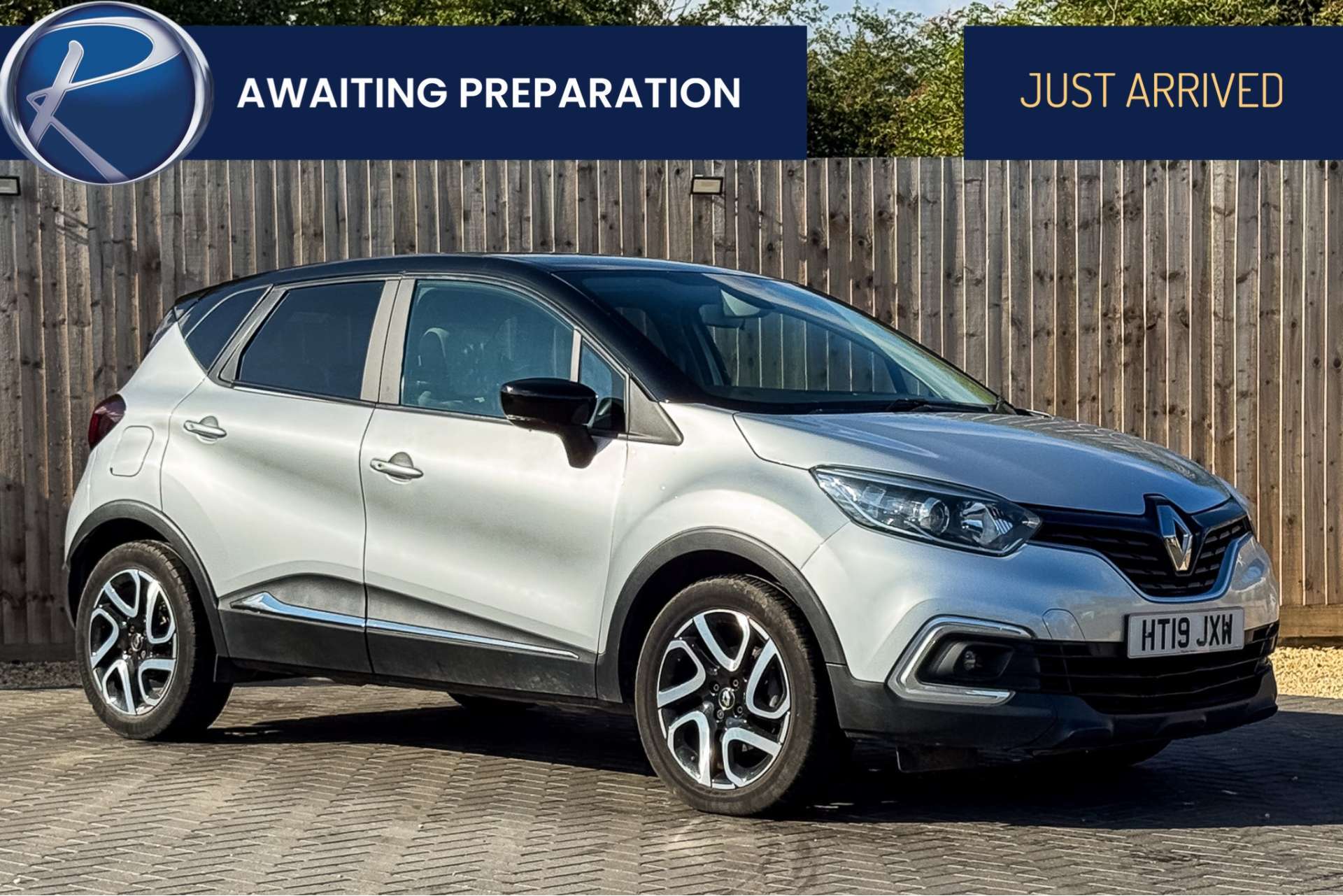 RENAULT CAPTUR 1.3 Captur Iconic TCe Auto 5dr For Sale