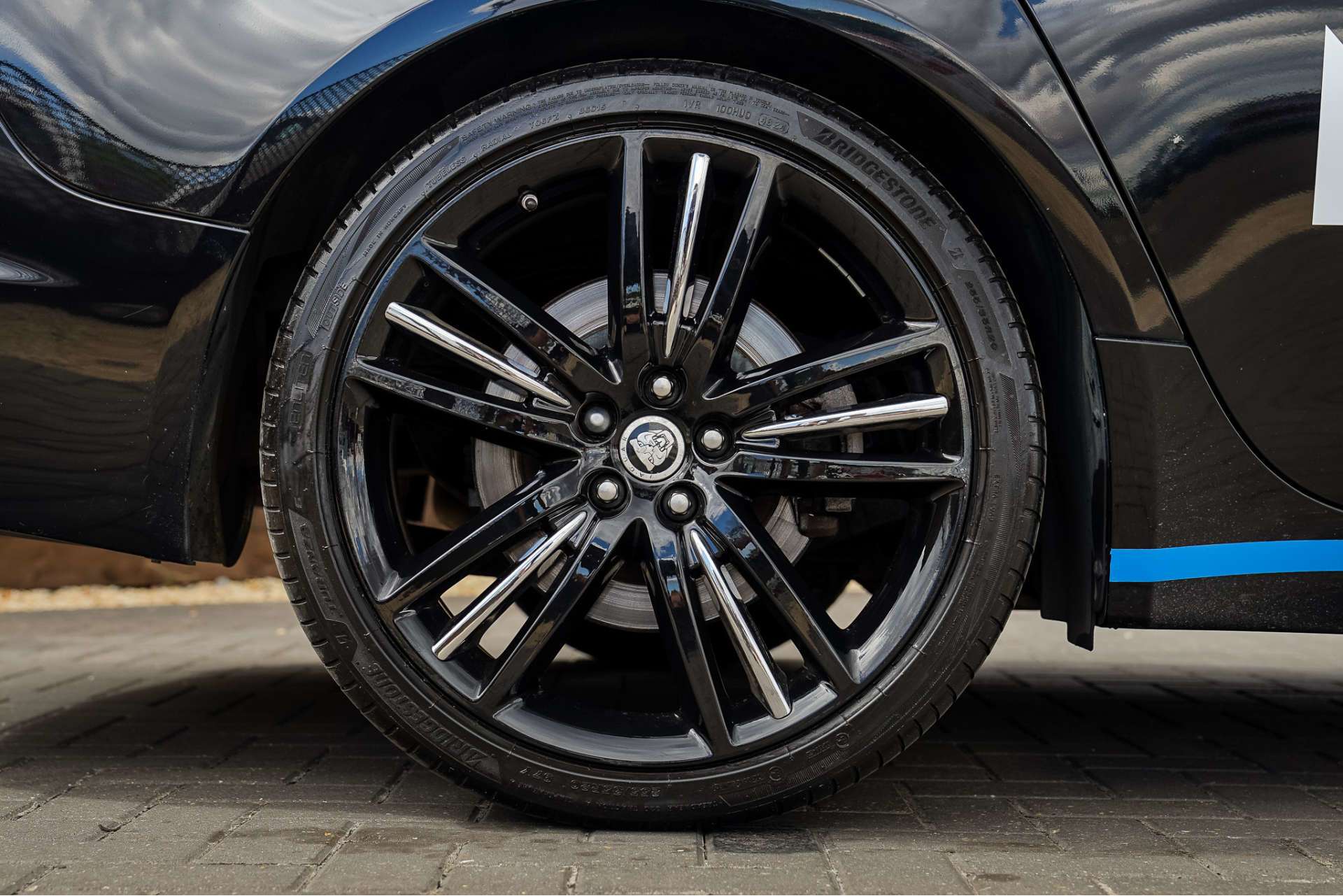 JAGUAR XF 3.0 XF Portfolio V6 Auto 4dr For Sale
