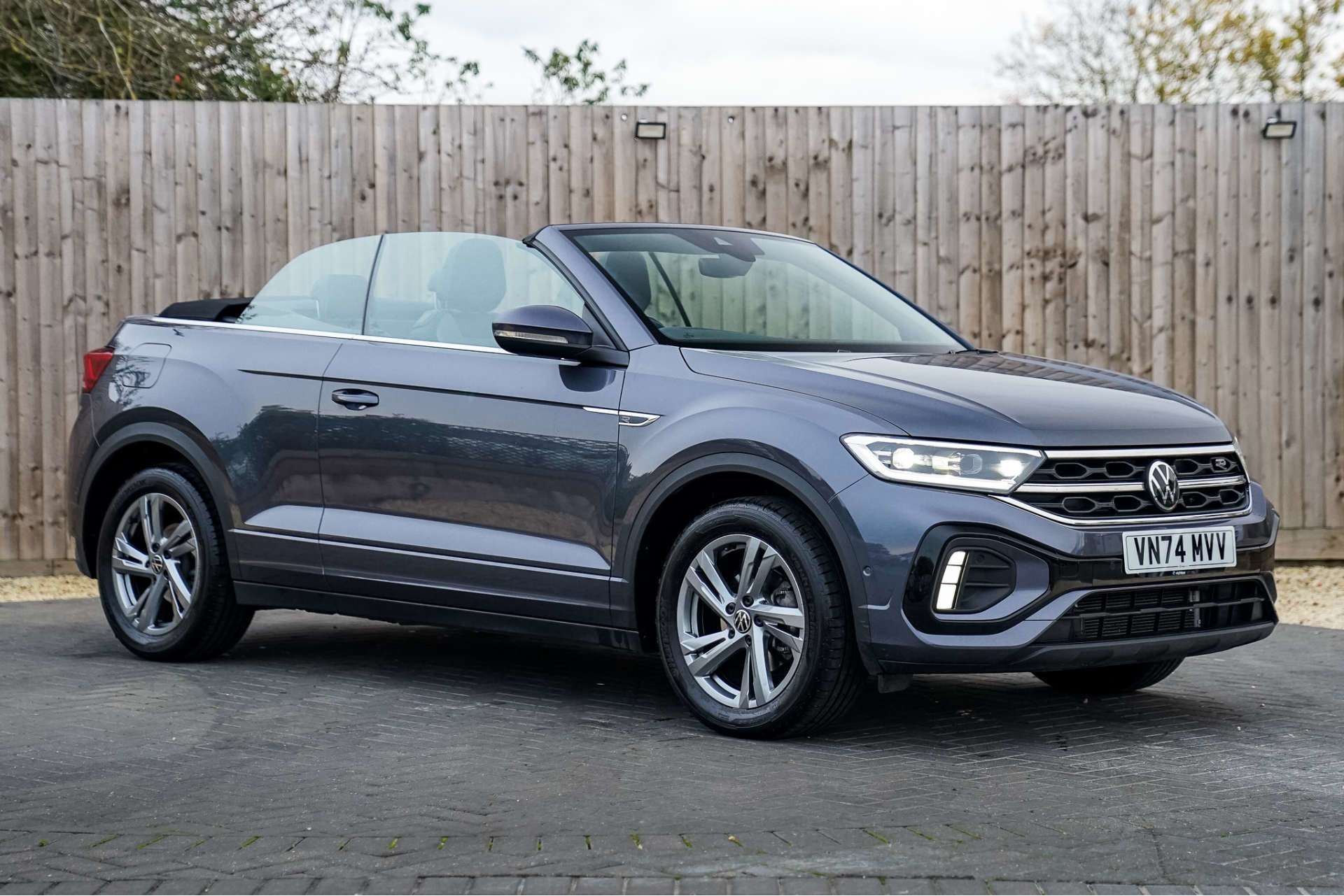 VOLKSWAGEN T-ROC 1.5 T-Roc R-Line TSI Semi-Auto 2dr For Sale