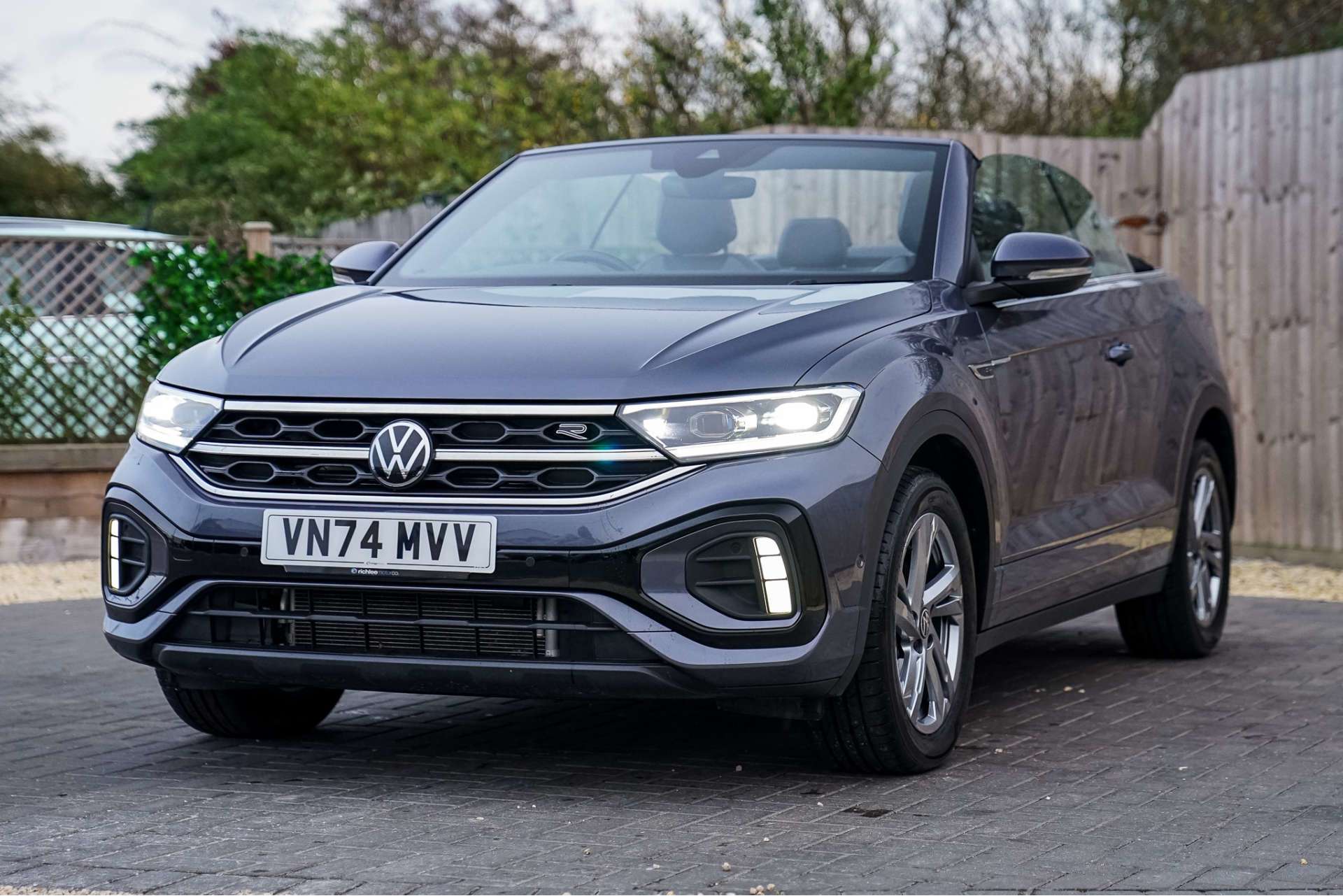 VOLKSWAGEN T-ROC 1.5 T-Roc R-Line TSI Semi-Auto 2dr For Sale
