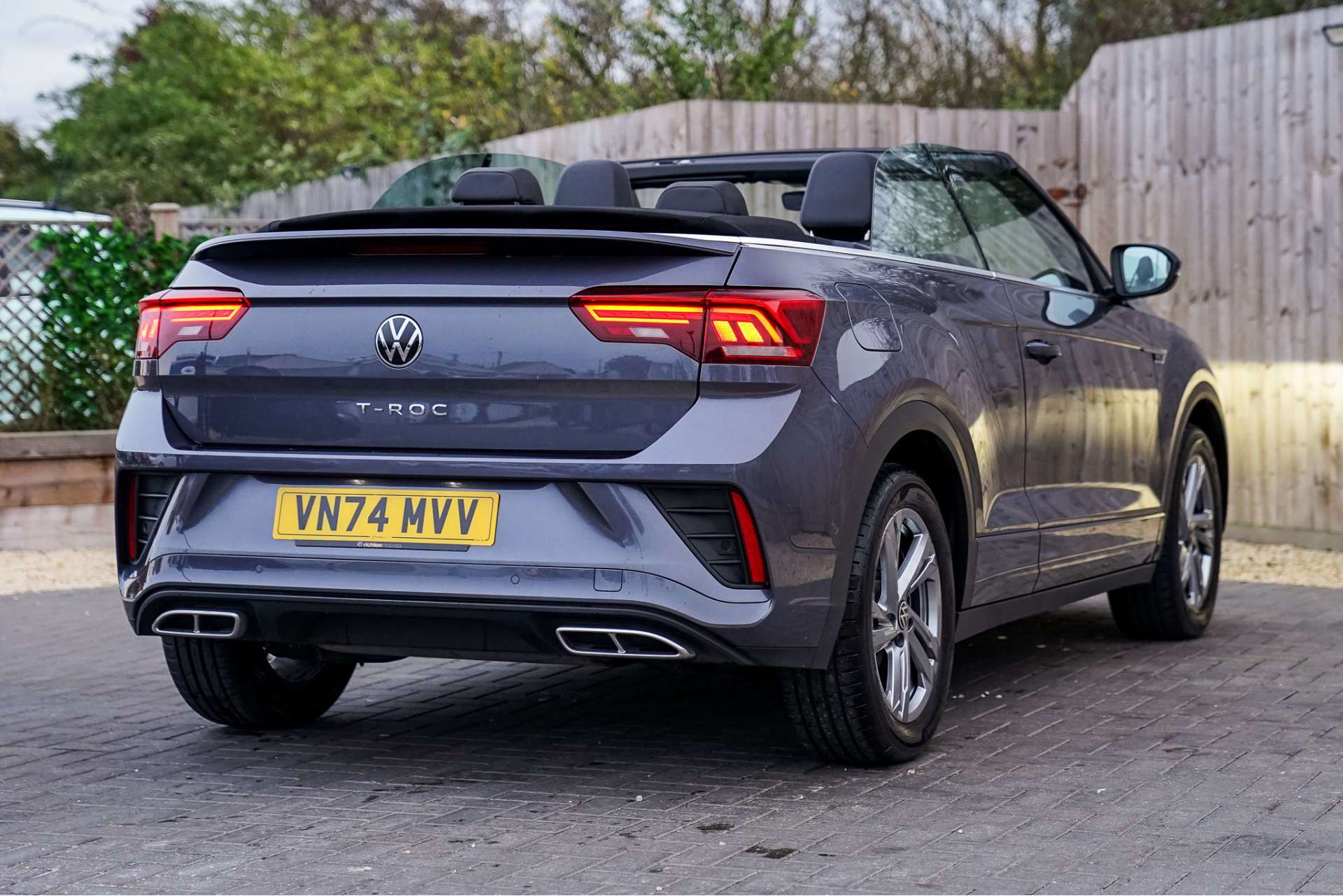 VOLKSWAGEN T-ROC 1.5 T-Roc R-Line TSI Semi-Auto 2dr For Sale