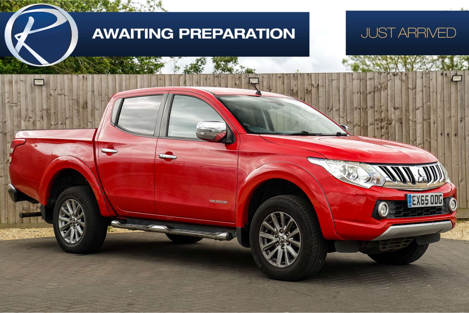 MITSUBISHI L200 2.4 DI-D DC Warrior Pickup Double Cab 4dr Diesel Auto 4WD Euro 5 (178 ps) For Sale