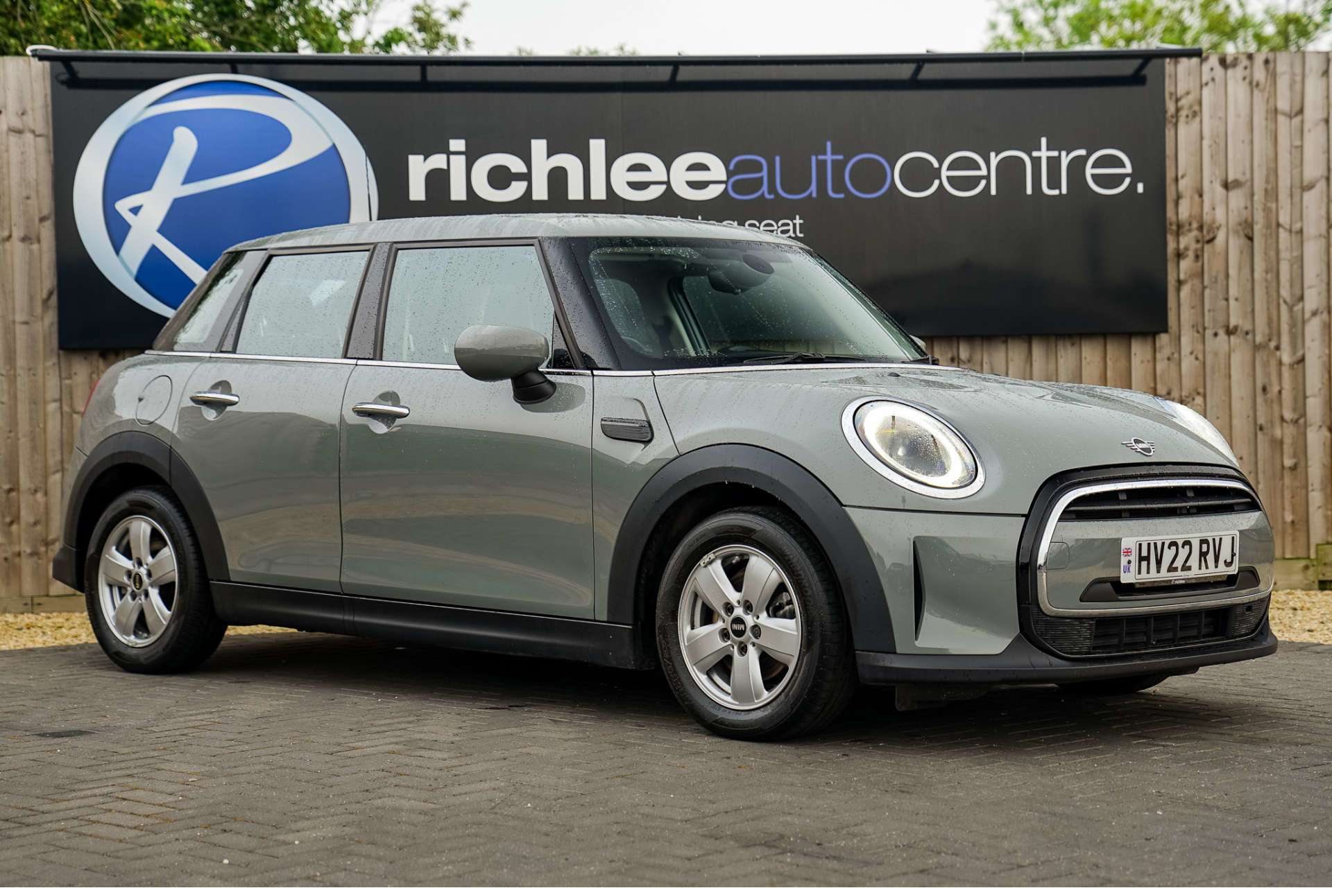 MINI HATCH 1.5 Cooper Classic 5dr For Sale